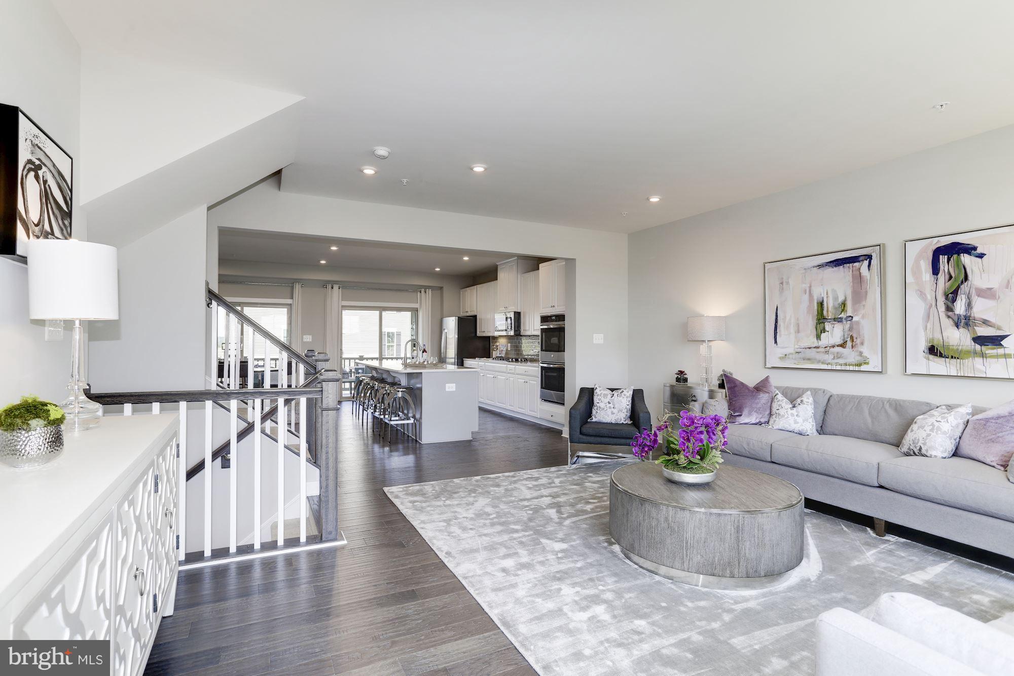 LAKE LINGANORE OAKDALE - Residential