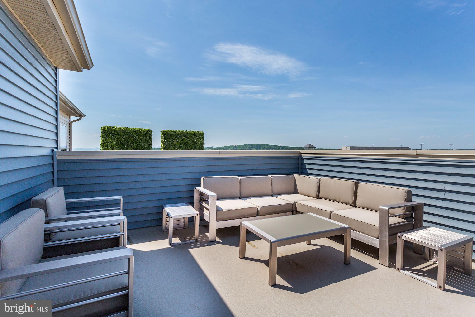 LAKE LINGANORE OAKDALE - Residential