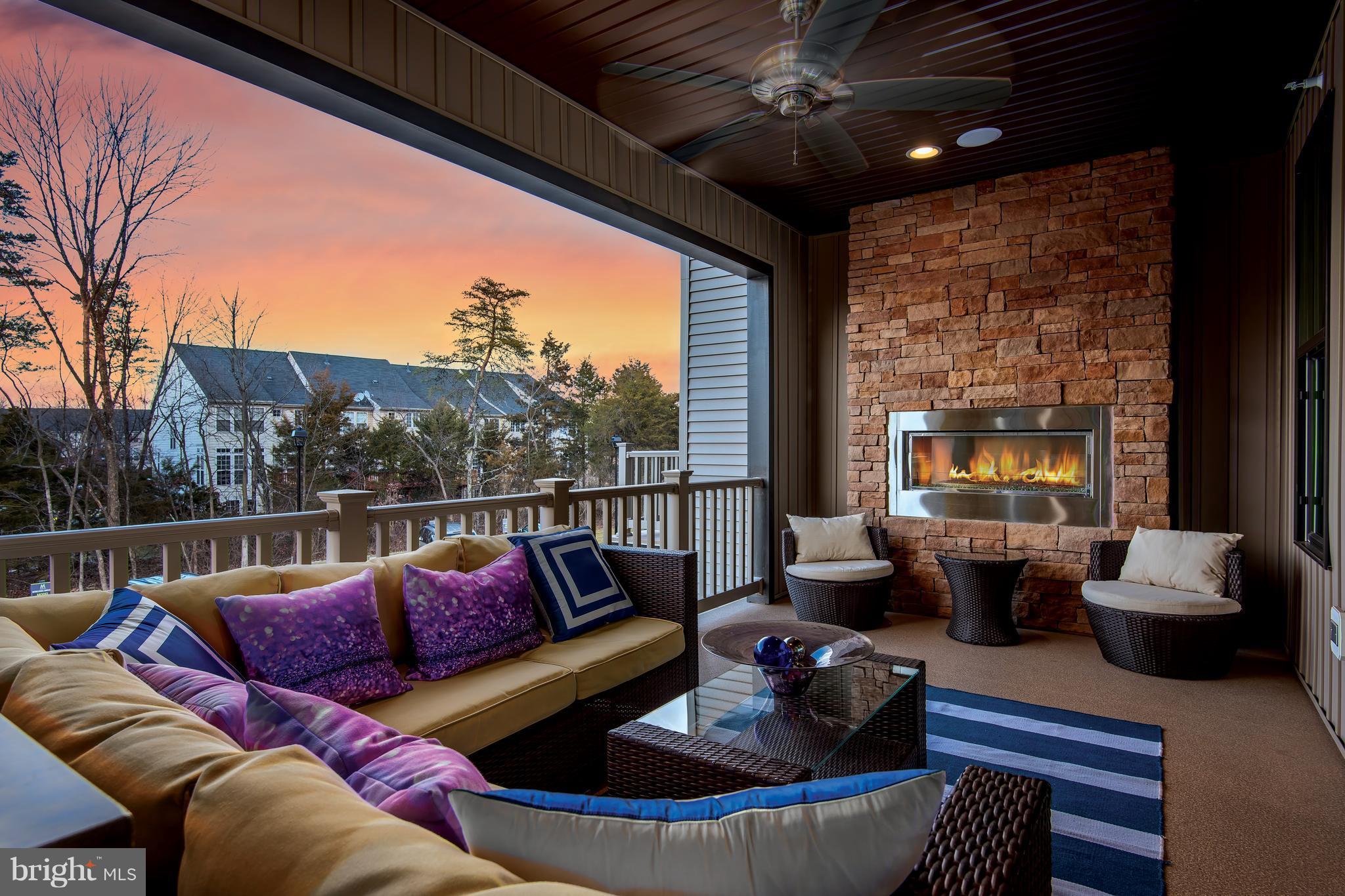 LAKE LINGANORE OAKDALE - Residential