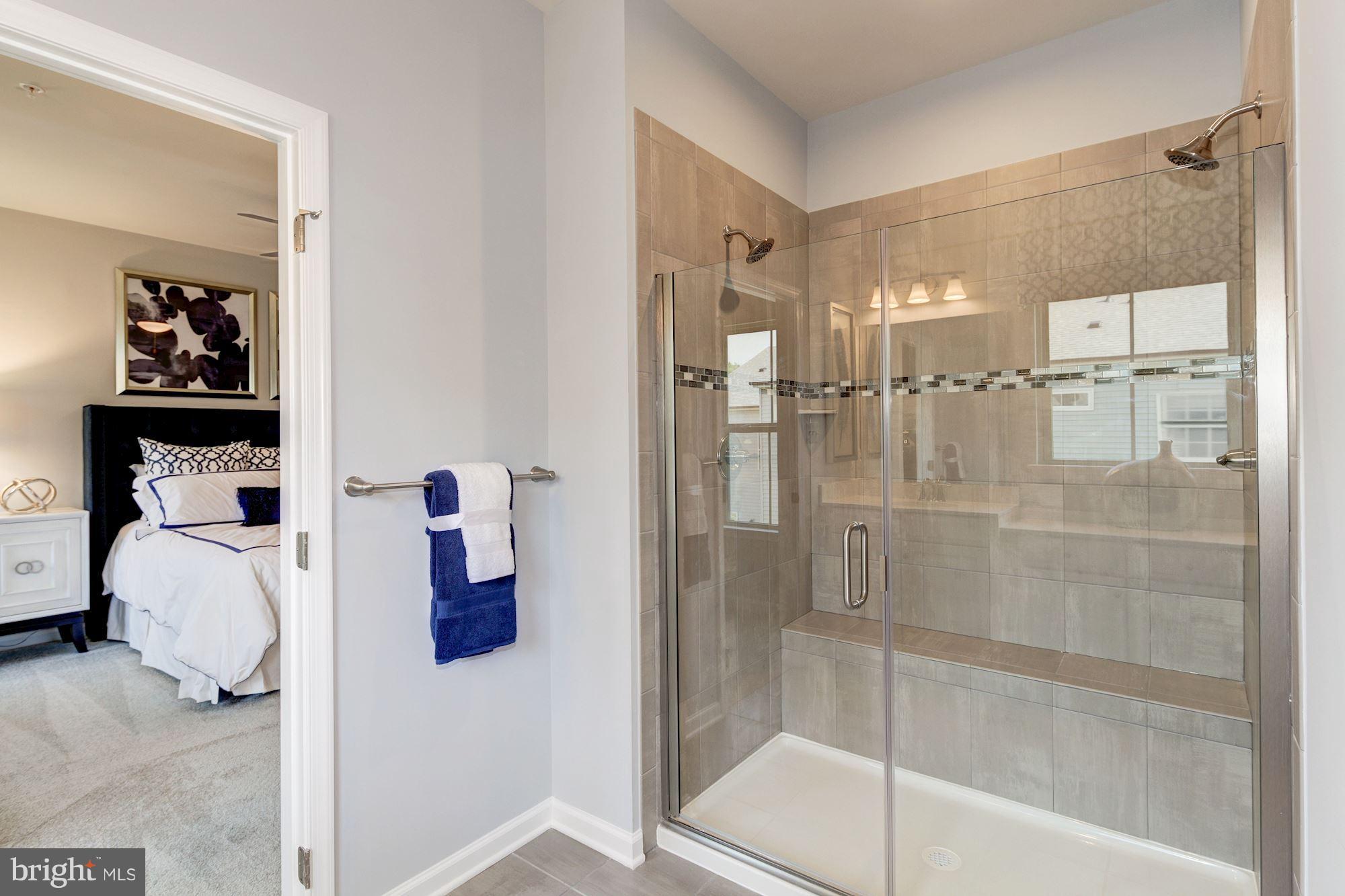 LAKE LINGANORE OAKDALE - Residential