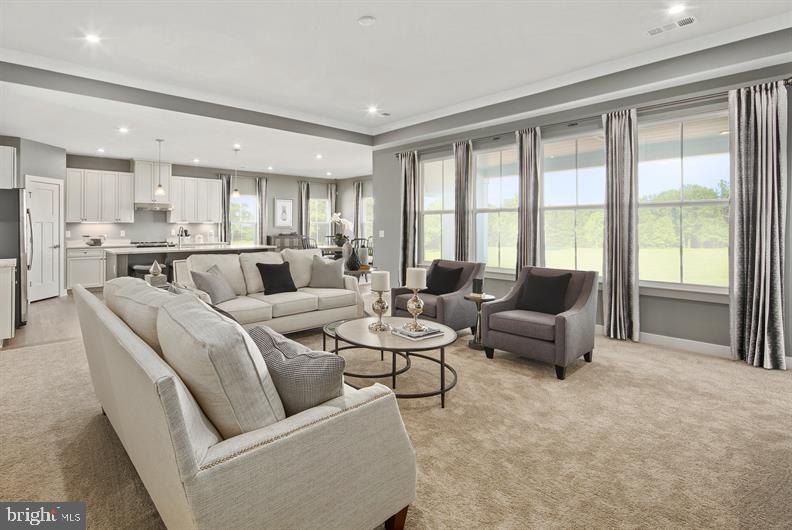 TWO RIVERS - Residential