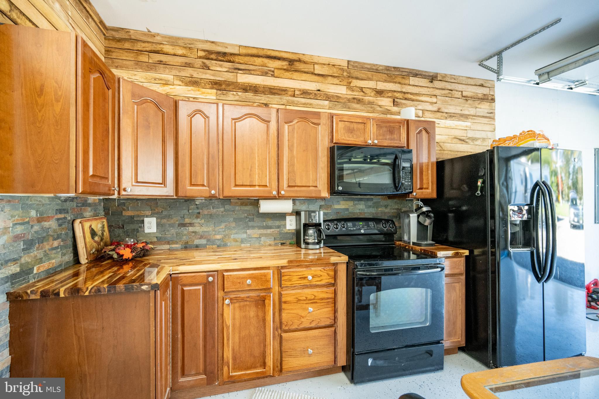 NONE AVAILABLE - Land