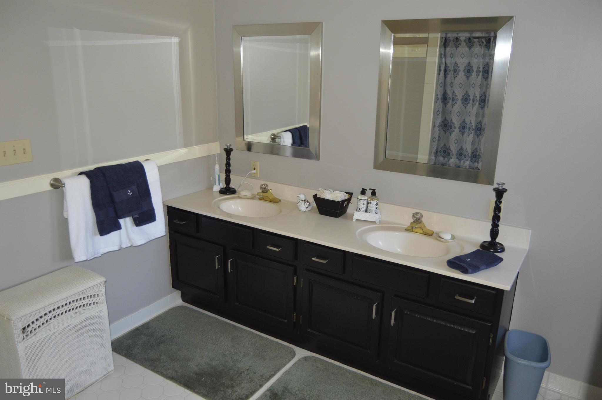 COLESVILLE PARK - Residential