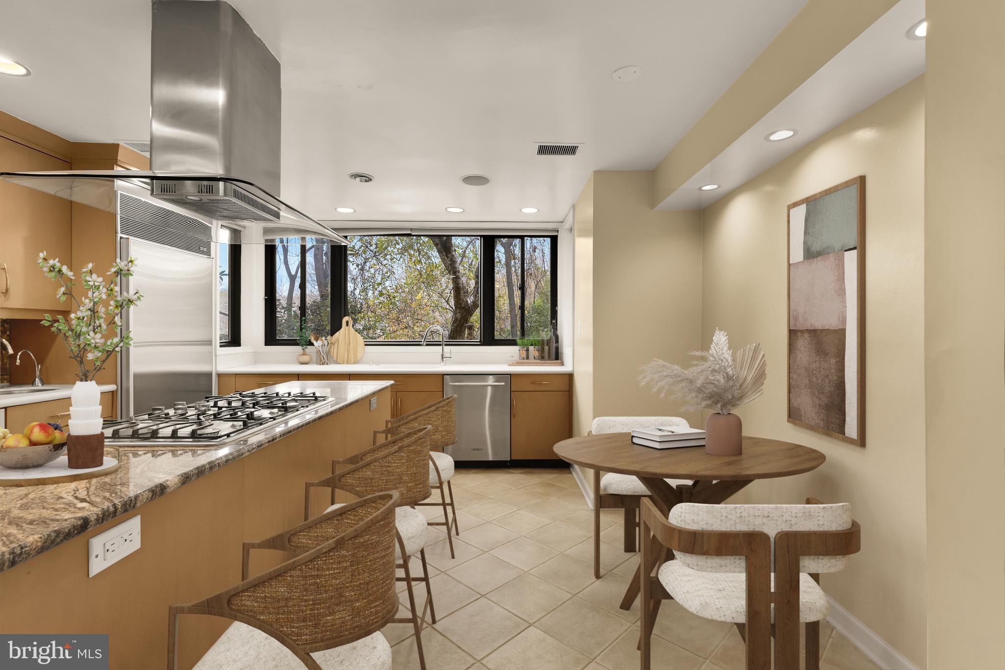 LANGLEY OAKS - Residential Lease