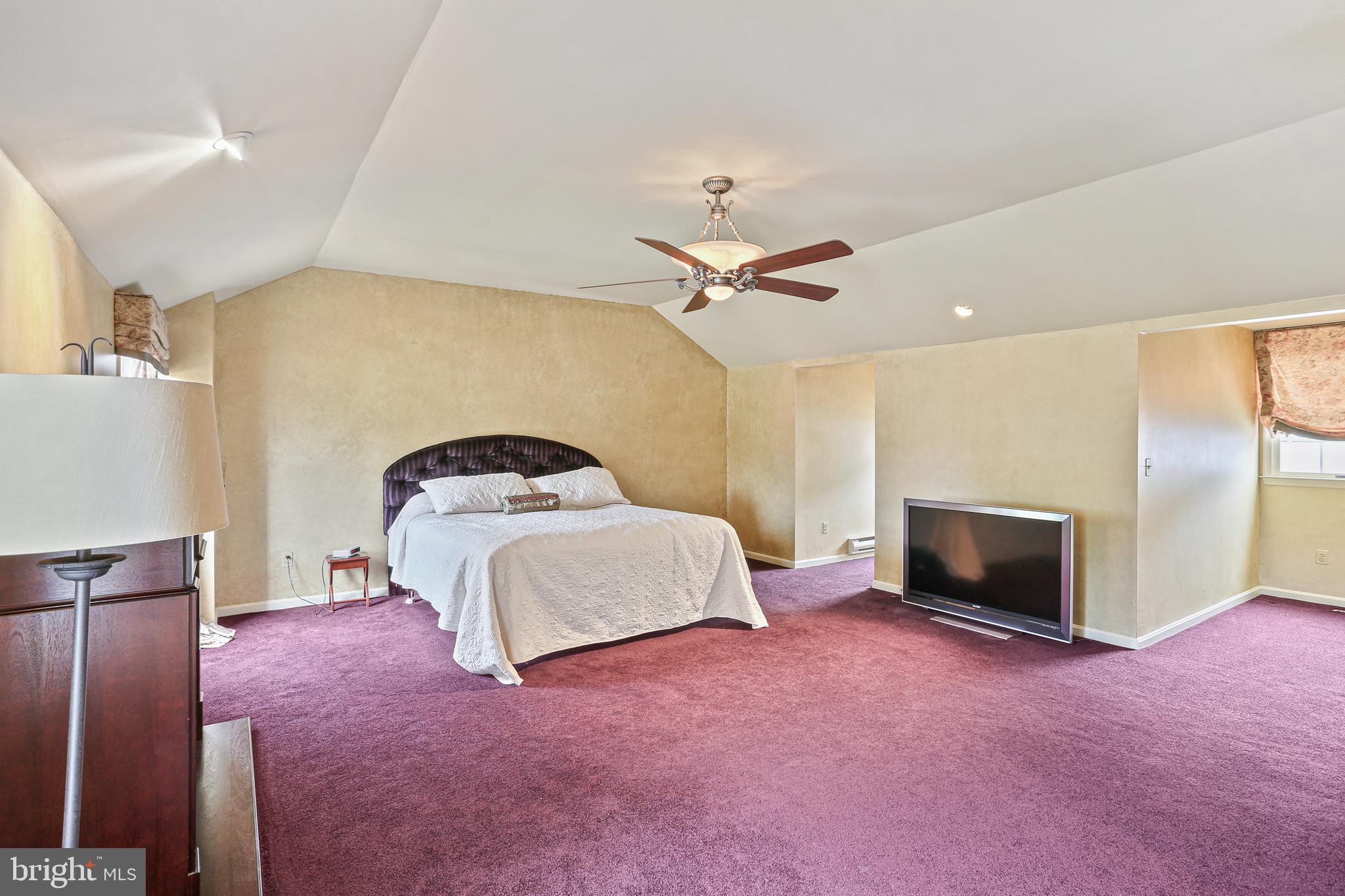 VELVET HILLS SOUTH - Residential