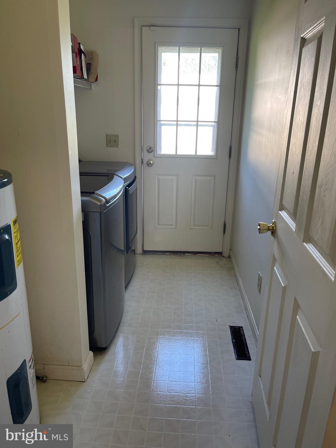 FOWLING CREEK - Residential