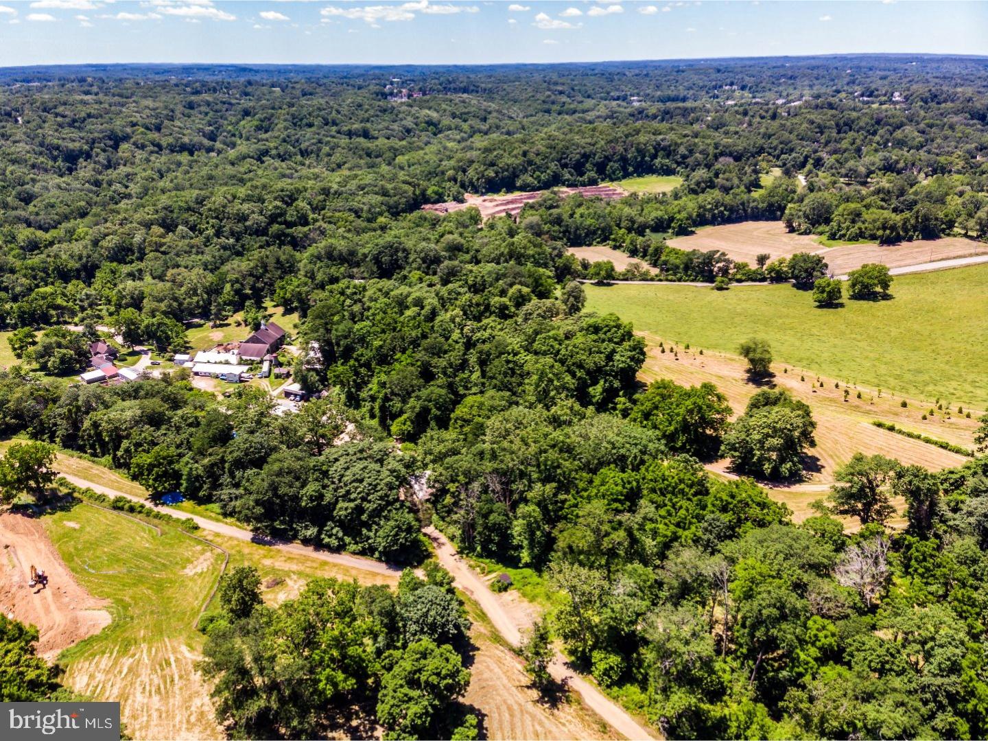 ARDROSSAN FARMS - Land