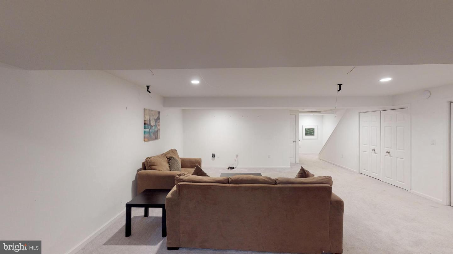 THE ORCHARD - Residential Lease