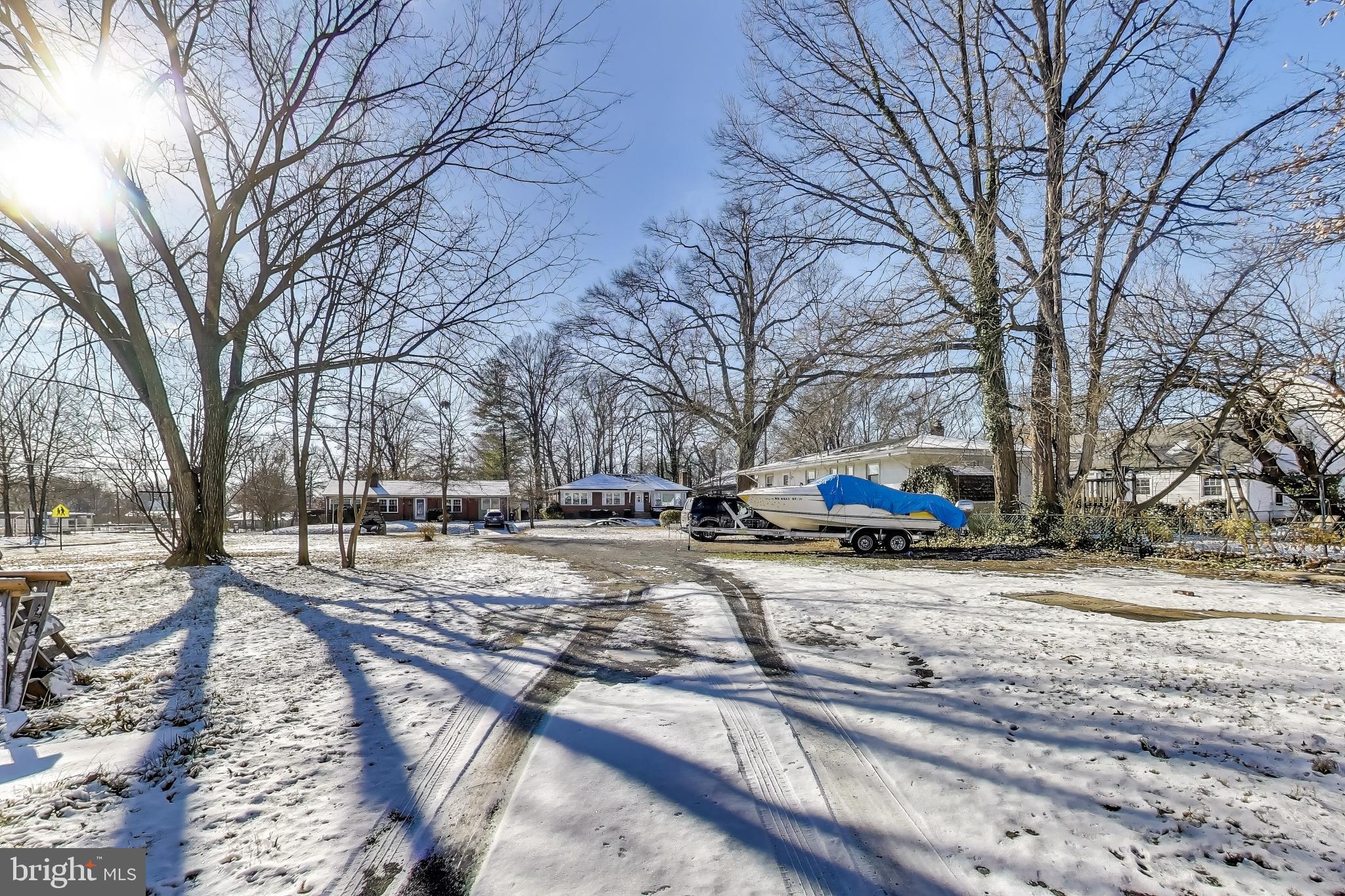 LAUREL PARK - Commercial Sale