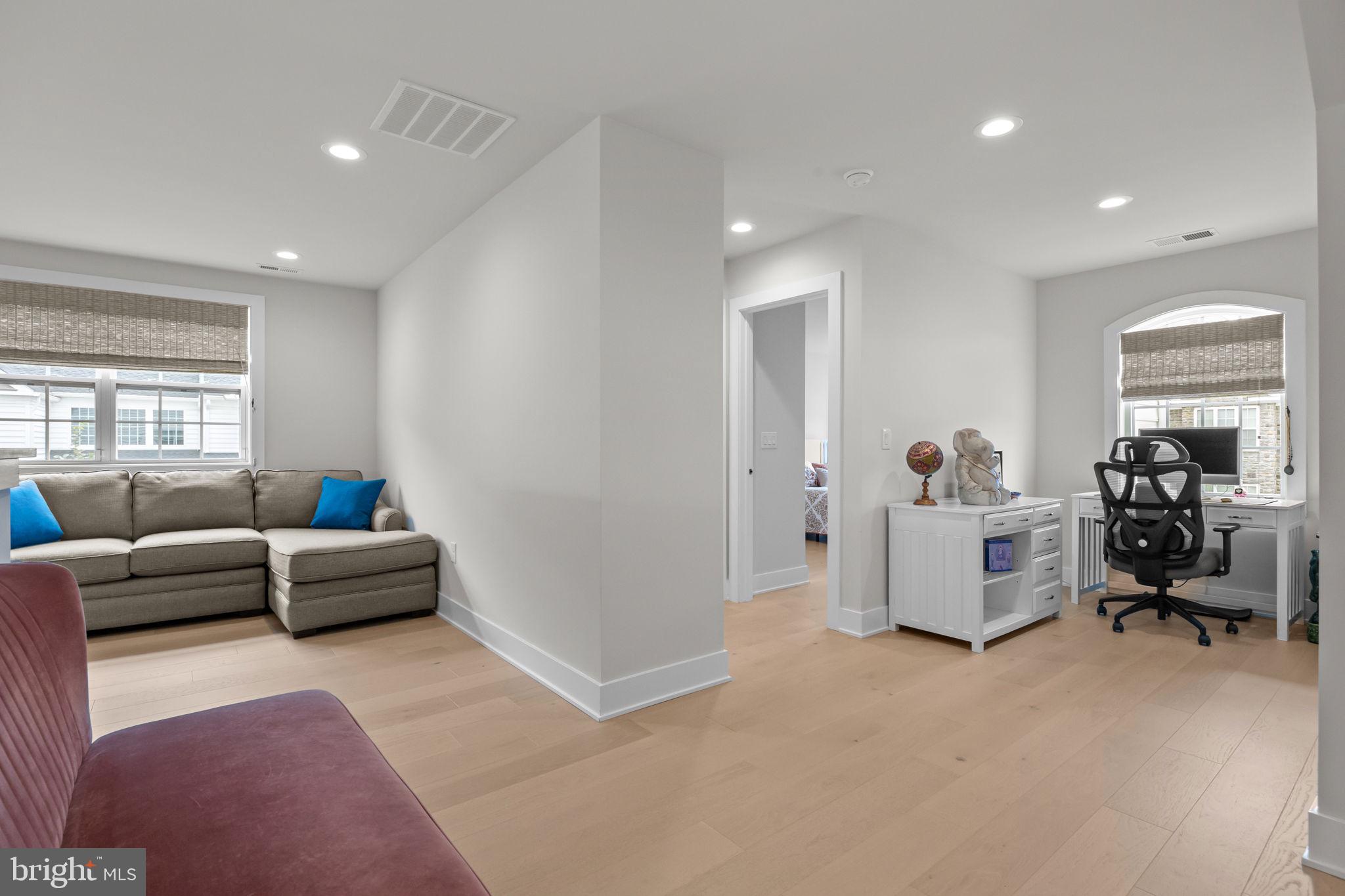 REGENCY AT YARDLEY - Residential