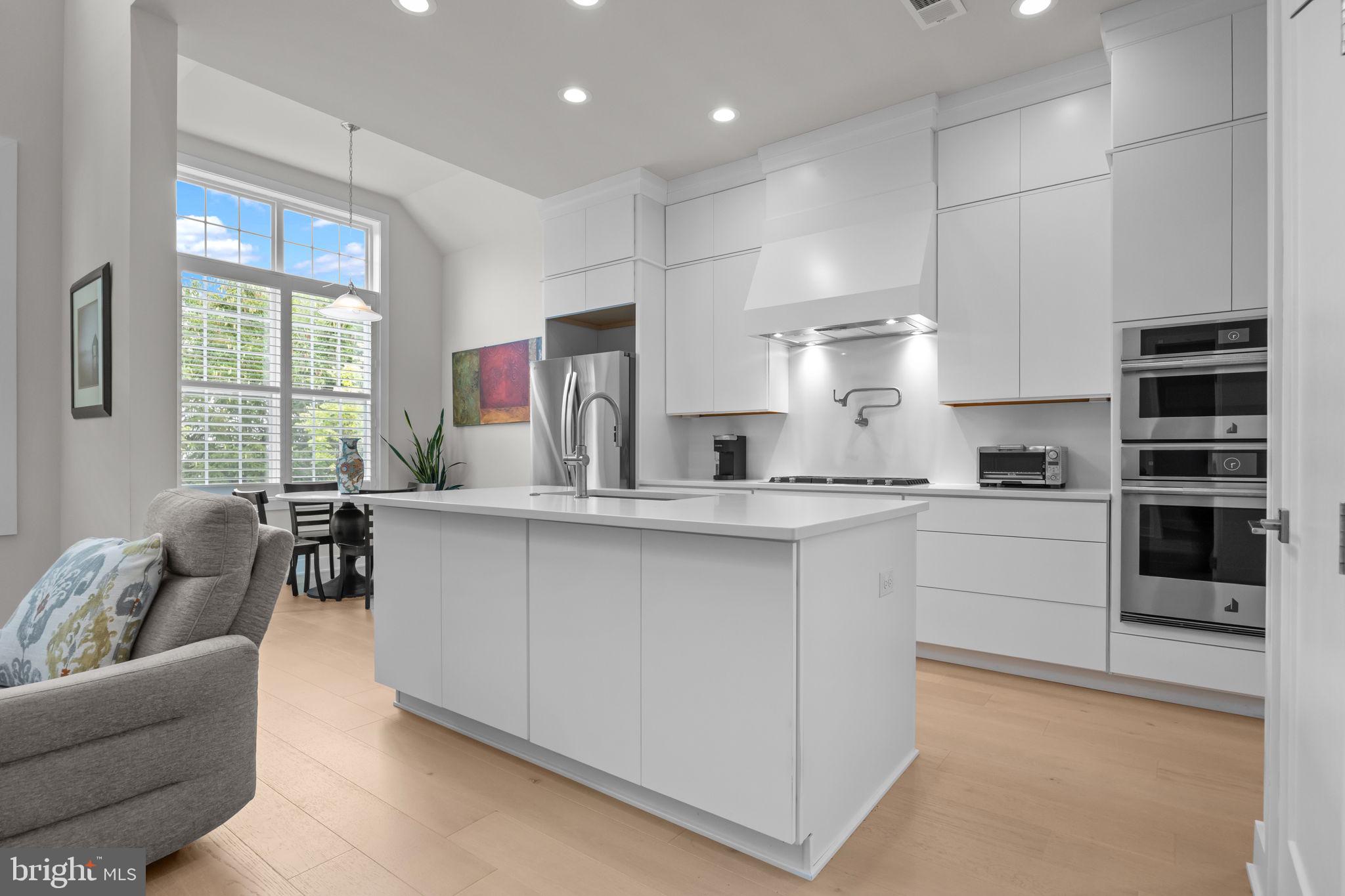 REGENCY AT YARDLEY - Residential