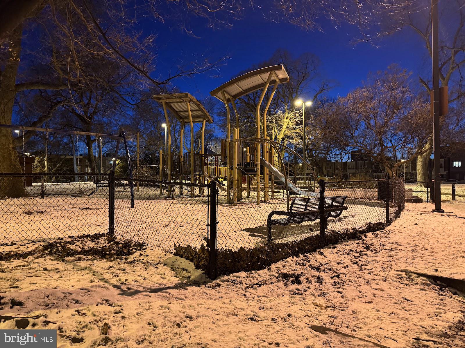 POINT BREEZE - Residential