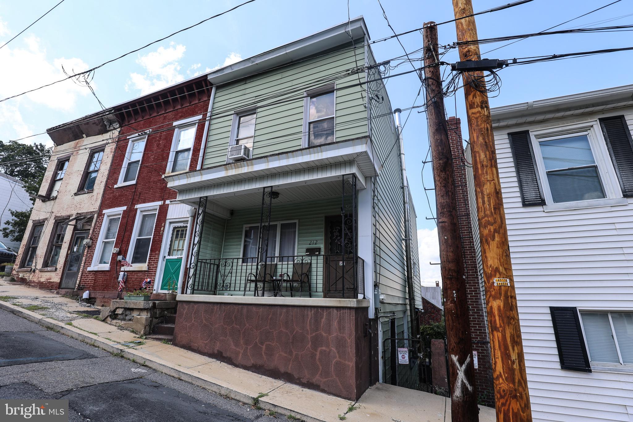 212 W SCHUYLKILL AVENUE