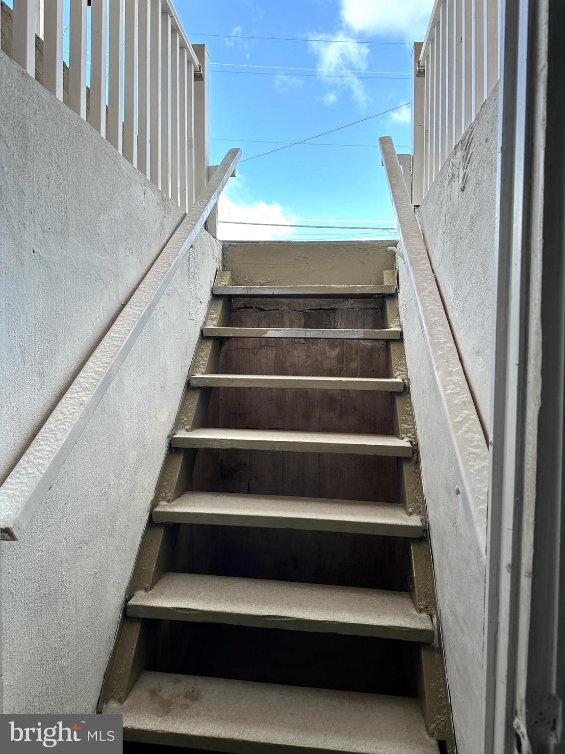 MERRITT HOMES - Residential