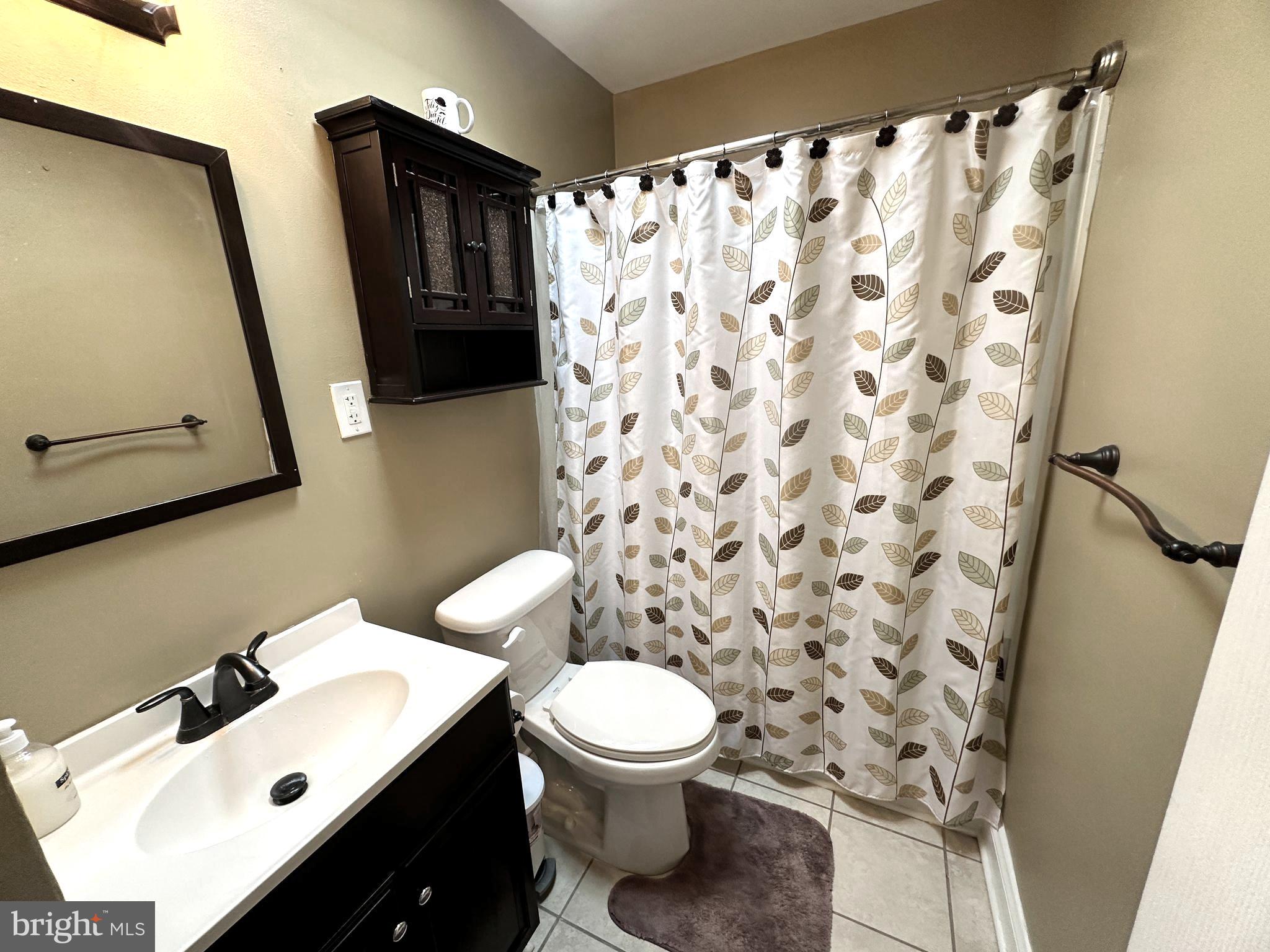 MERRITT HOMES - Residential