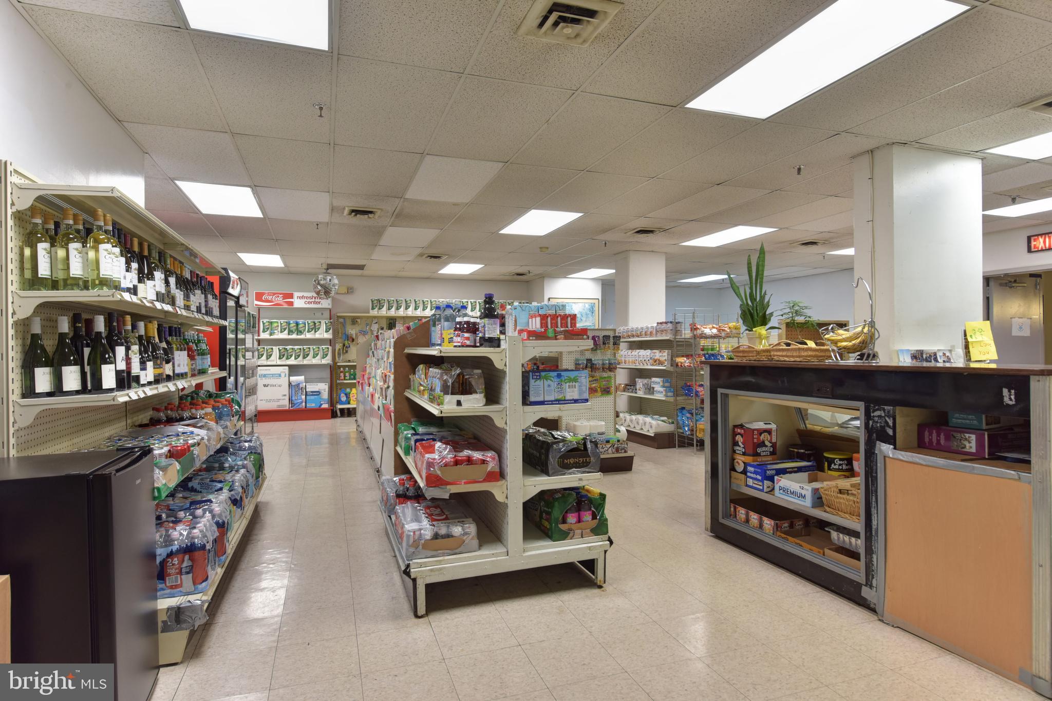 REGENCY AT MCLEAN - Residential