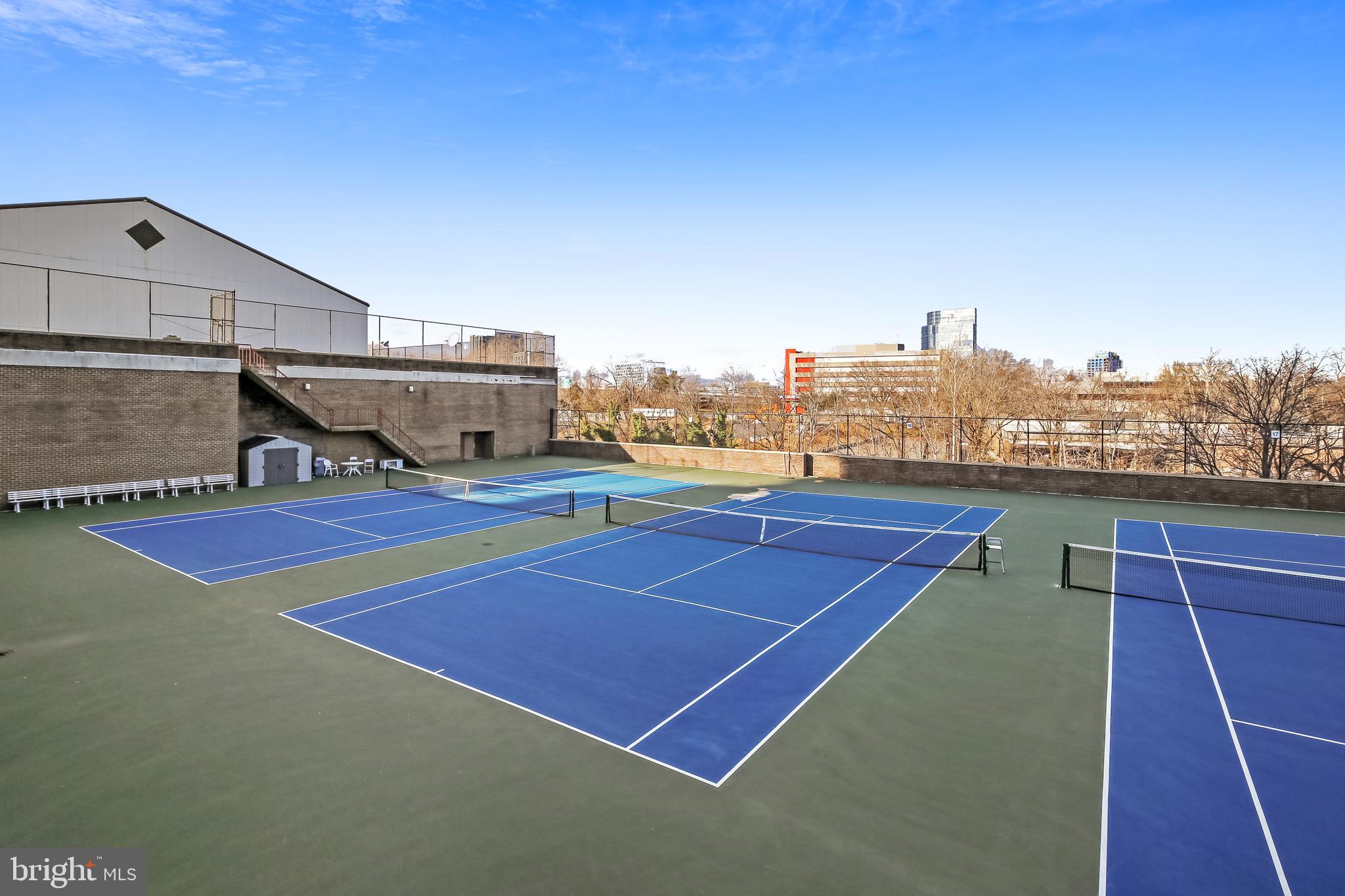 REGENCY AT MCLEAN - Residential