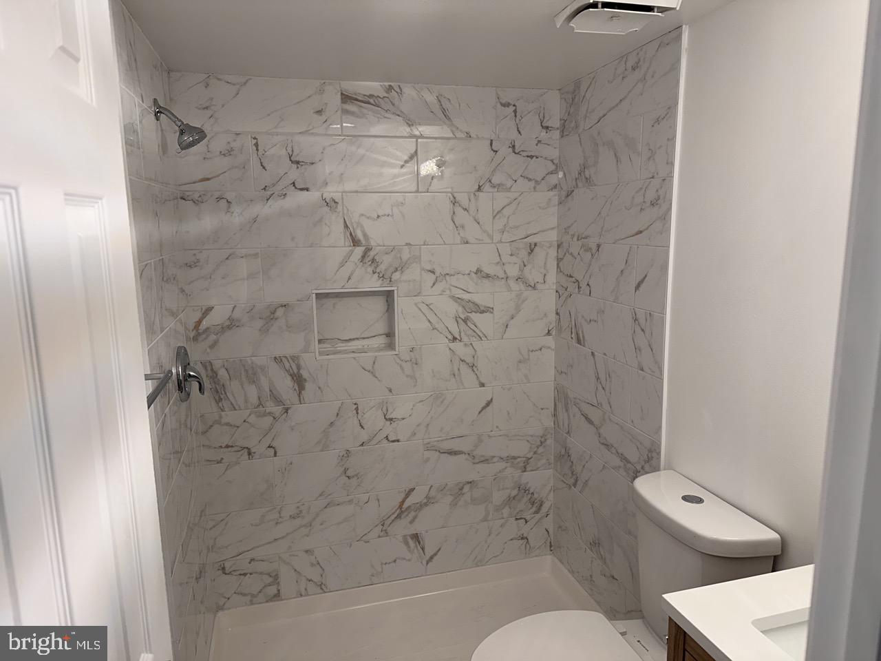 FAIRWINDS OF ANNAPOLIS - Residential Lease