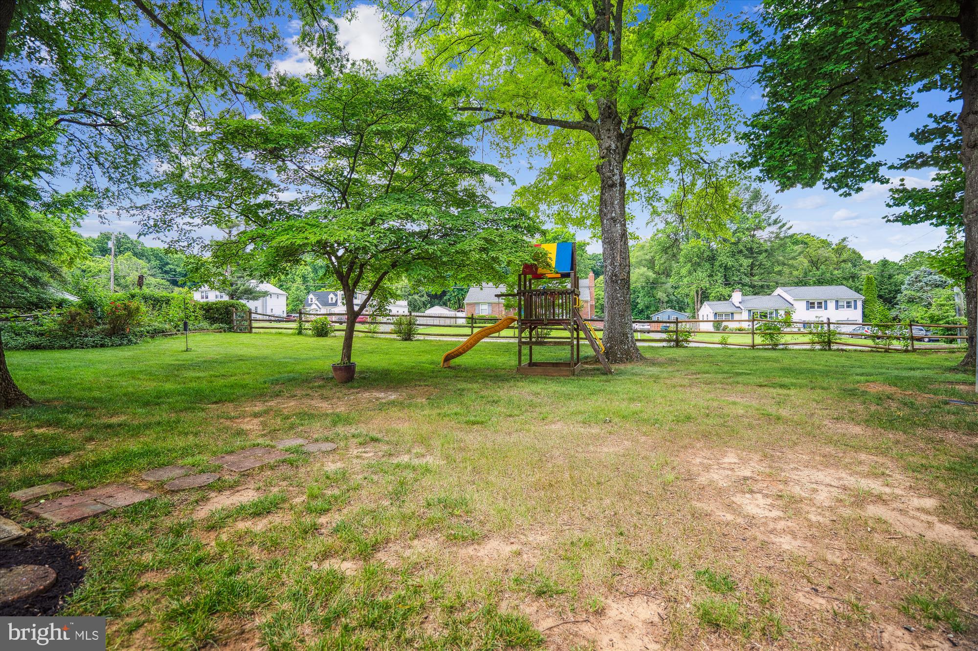 KINGS CONTRIVANCE - Residential