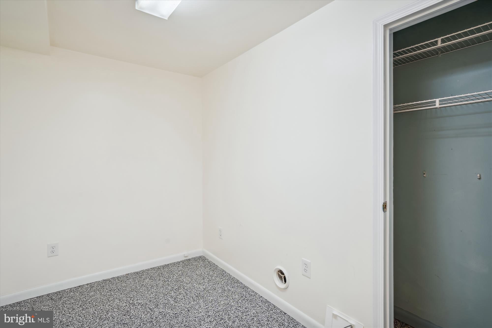 KINGS CONTRIVANCE - Residential