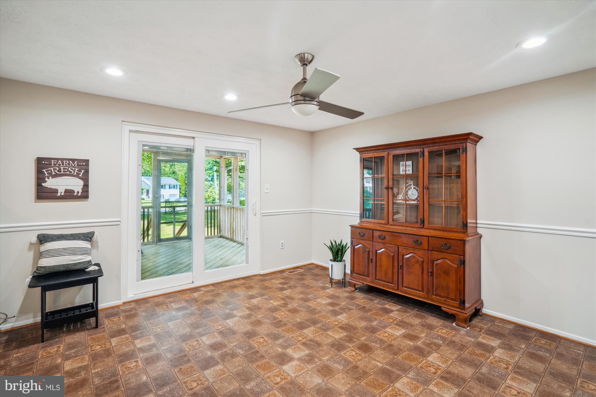 KINGS CONTRIVANCE - Residential