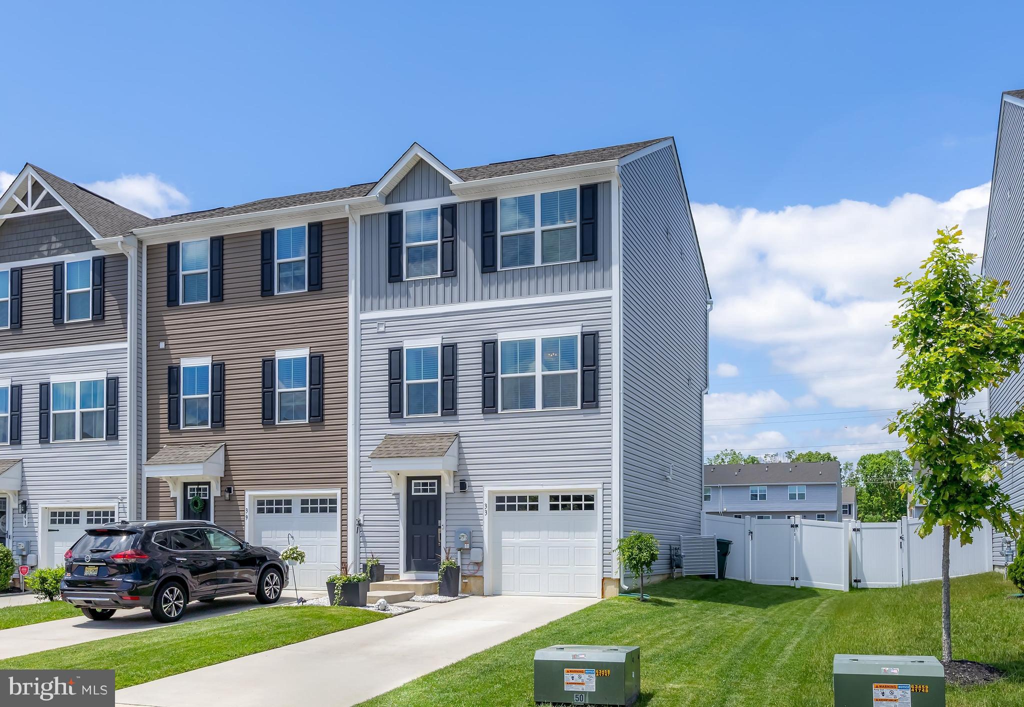 33 BURR STREET