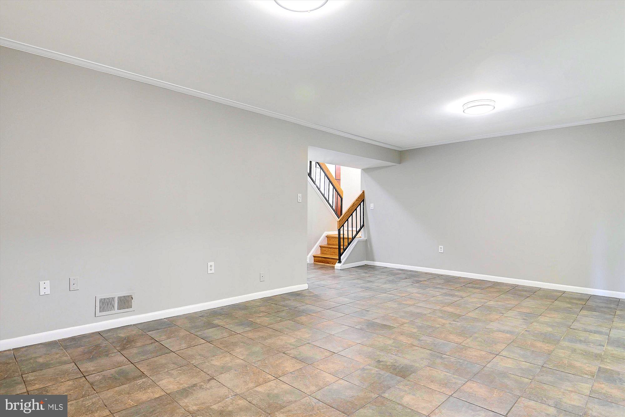 FOX MILL WOODS - Residential