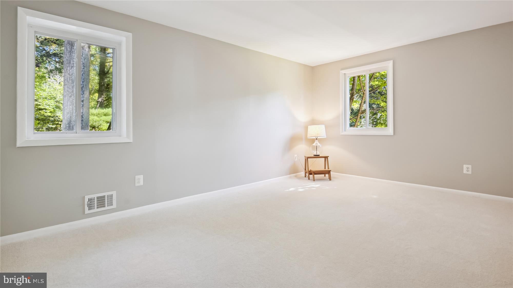 FOX MILL WOODS - Residential