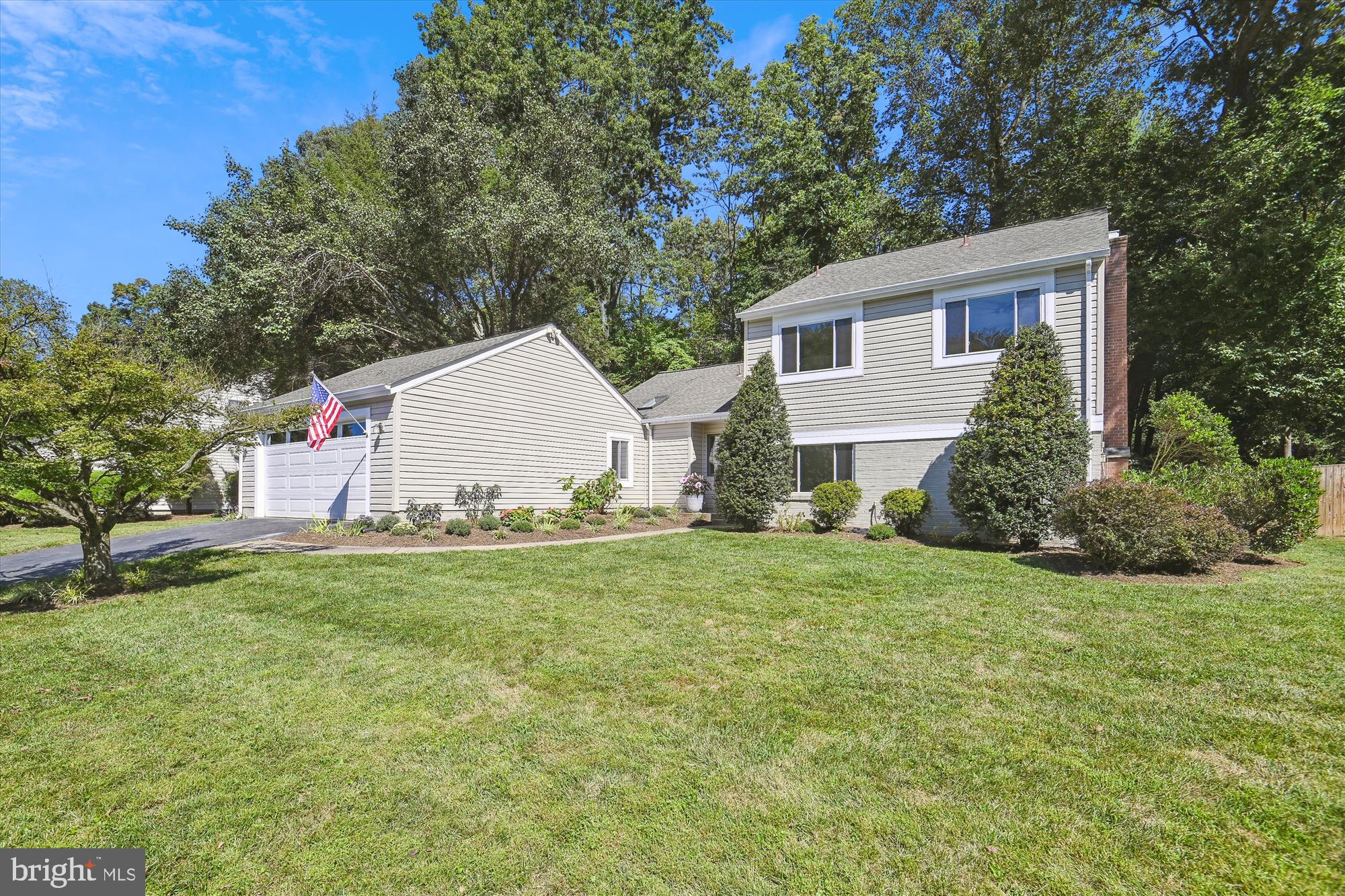 FOX MILL WOODS - Residential