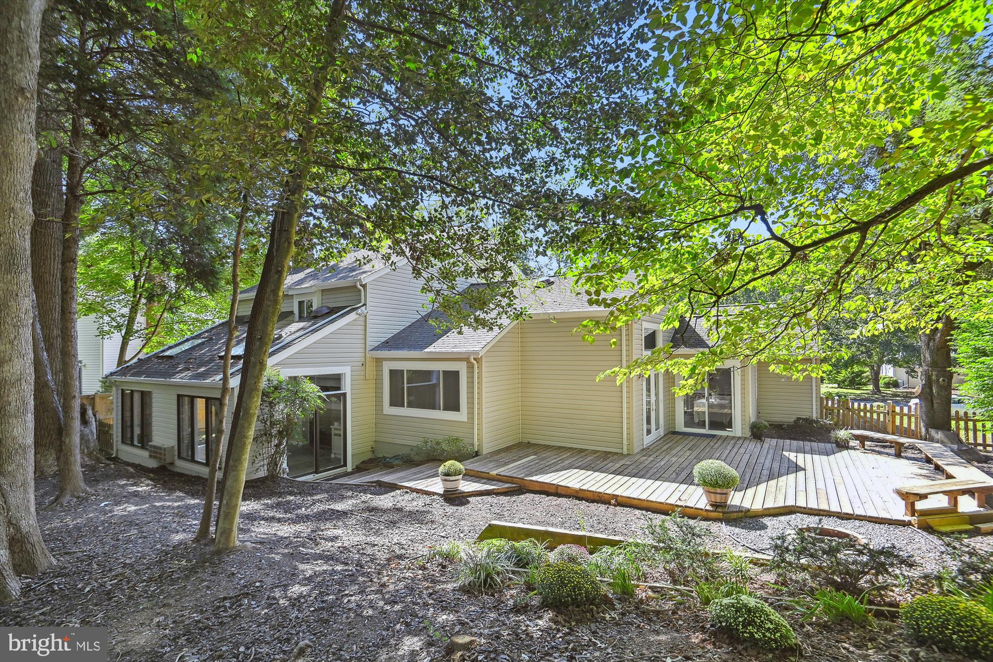 FOX MILL WOODS - Residential