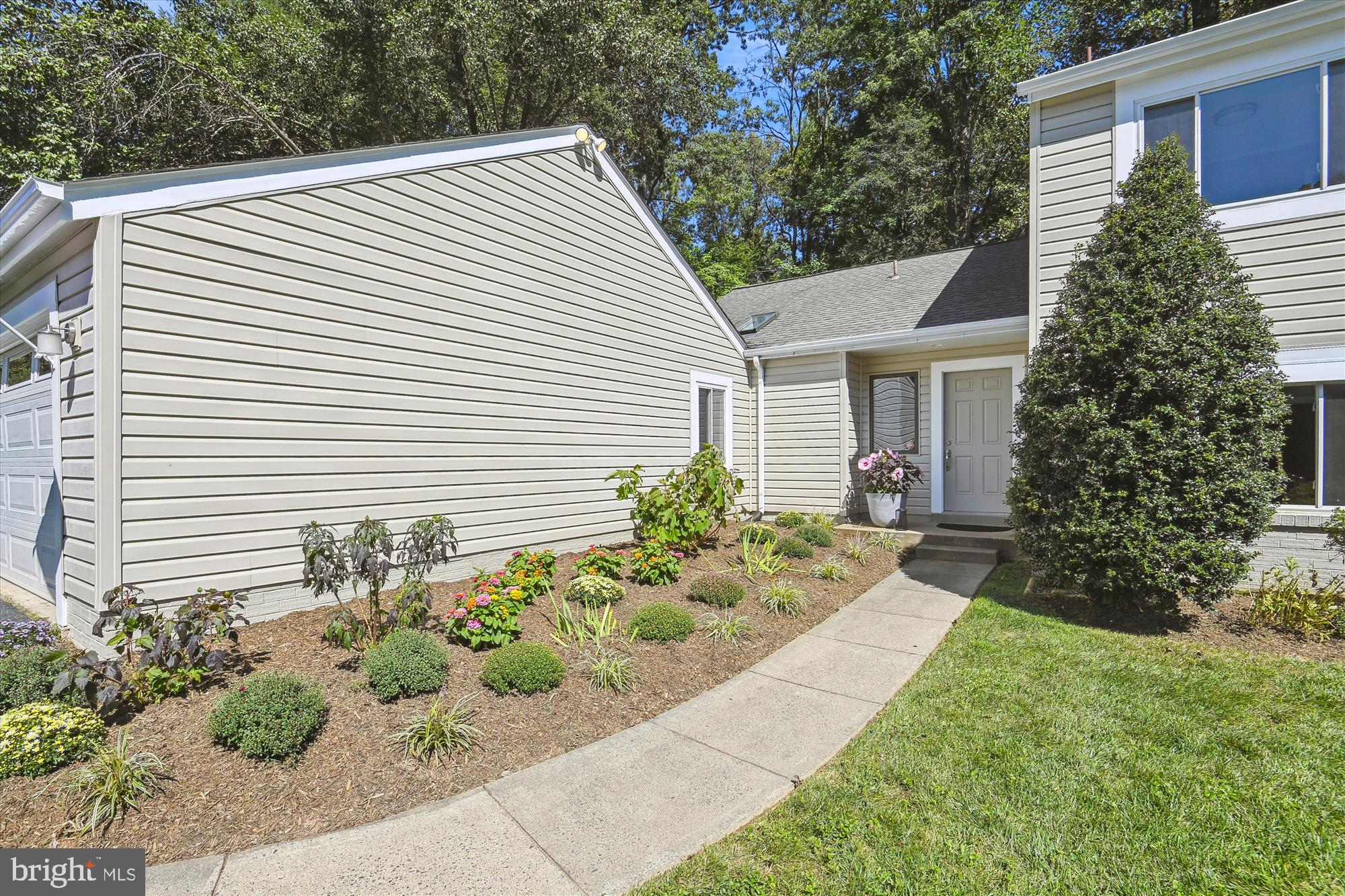 FOX MILL WOODS - Residential