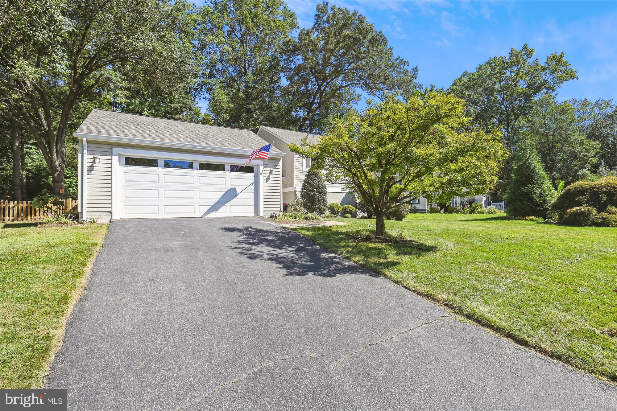 FOX MILL WOODS - Residential