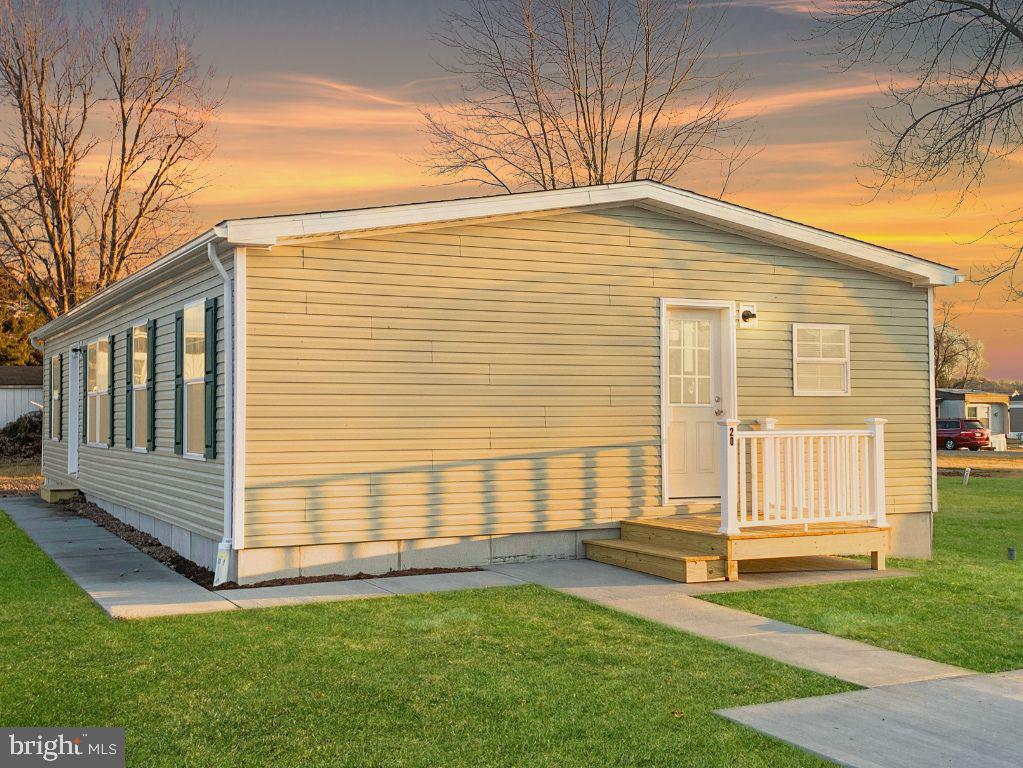 CEDAR MANOR - Residential