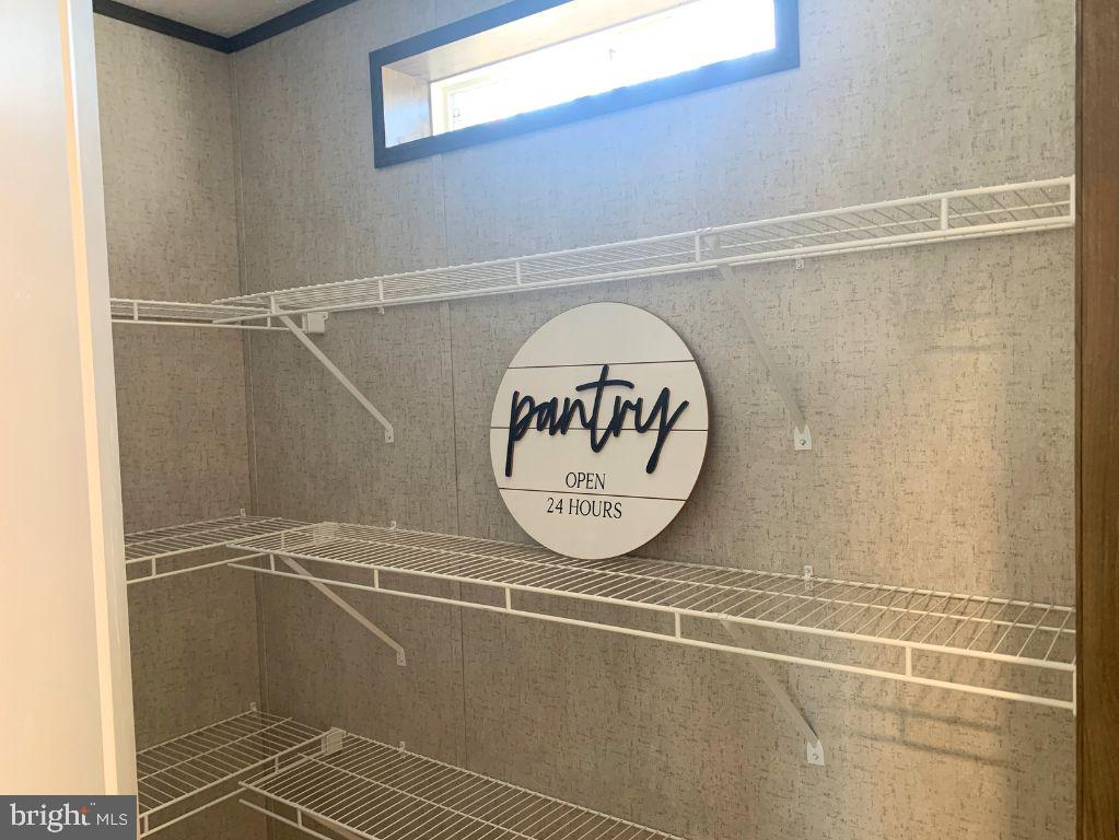 CEDAR MANOR - Residential