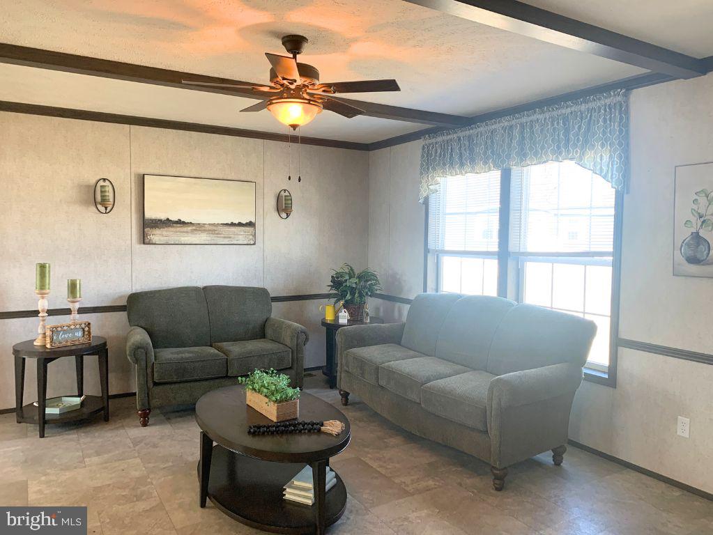 CEDAR MANOR - Residential