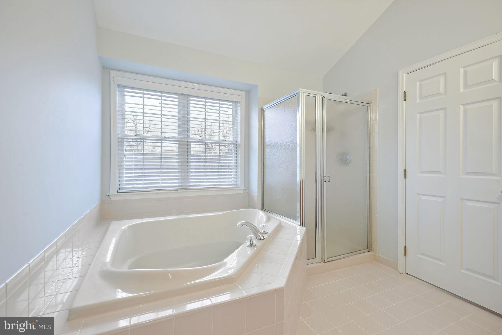 DOMINION VALLEY COUNTRY CLUB - Residential