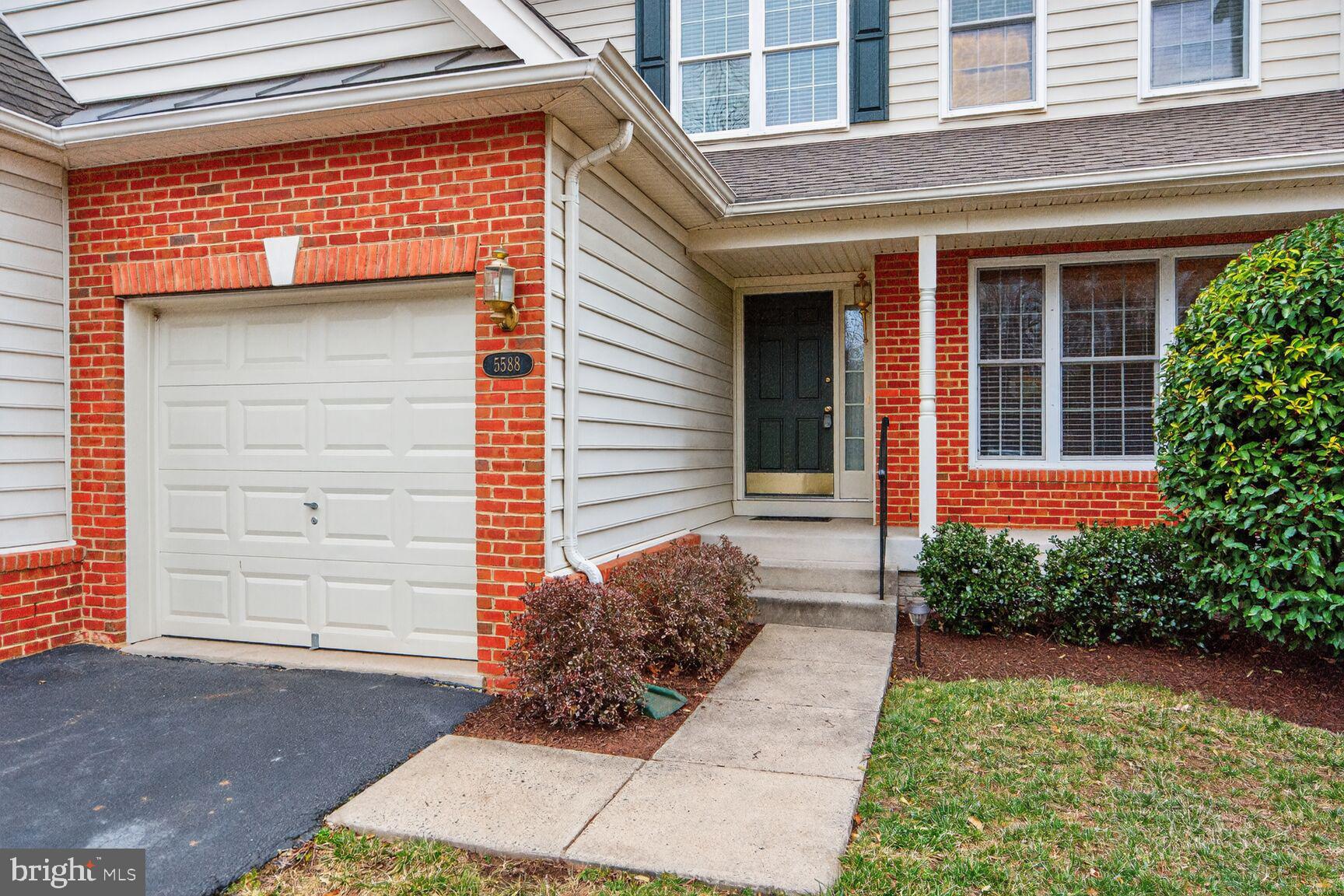 DOMINION VALLEY COUNTRY CLUB - Residential