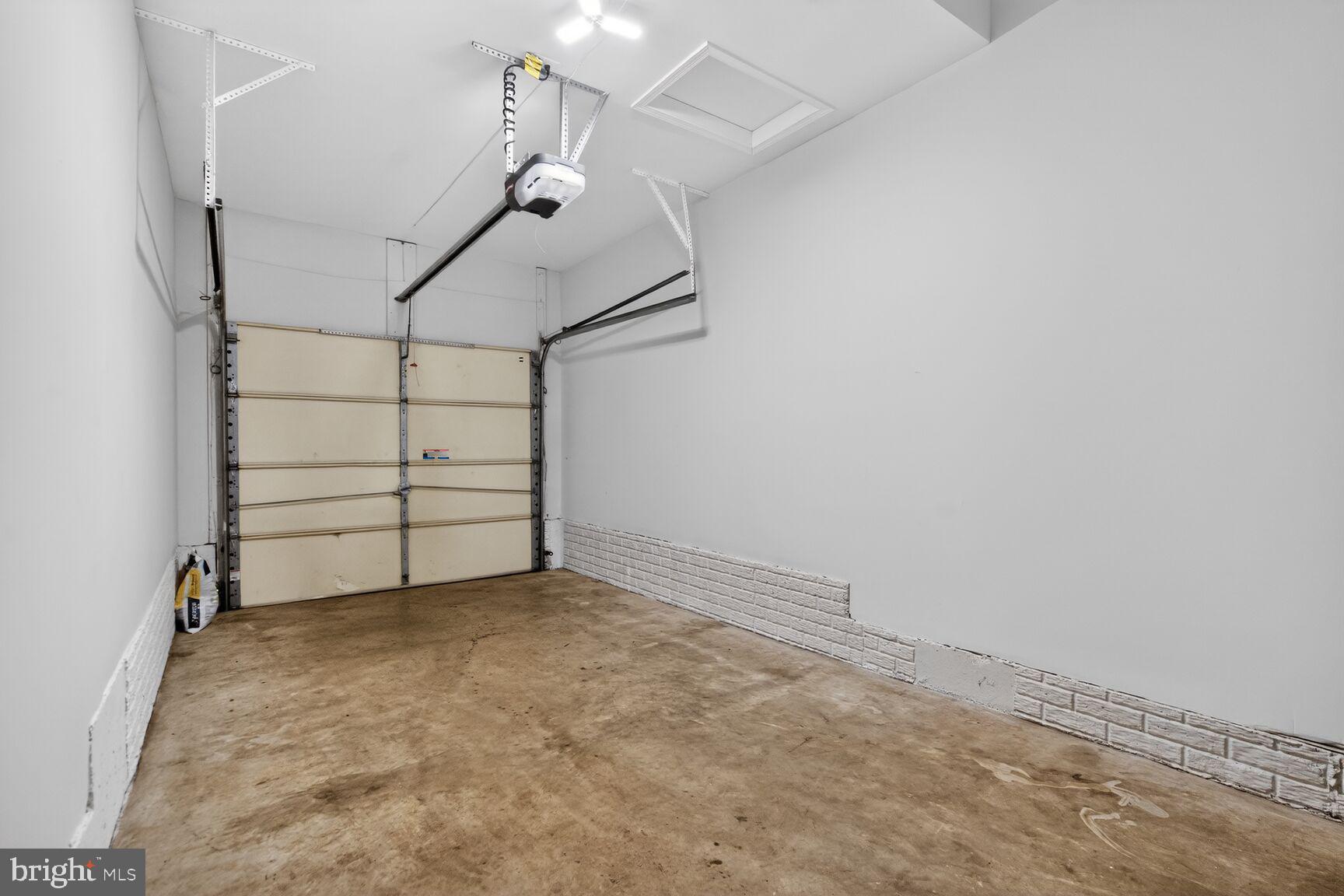 DOMINION VALLEY COUNTRY CLUB - Residential