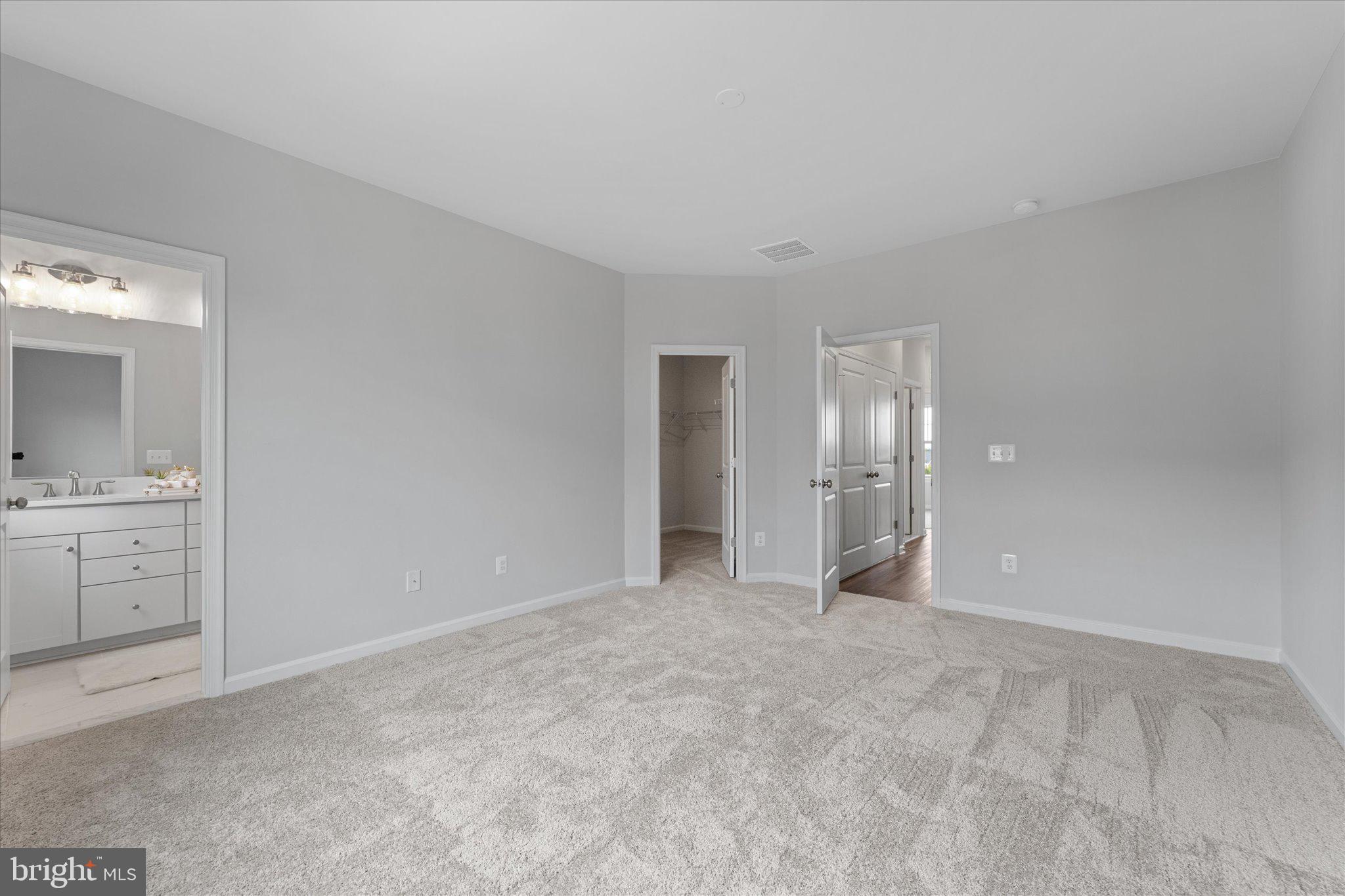 POTOMAC STATION MARKETPLACE - Residential Lease