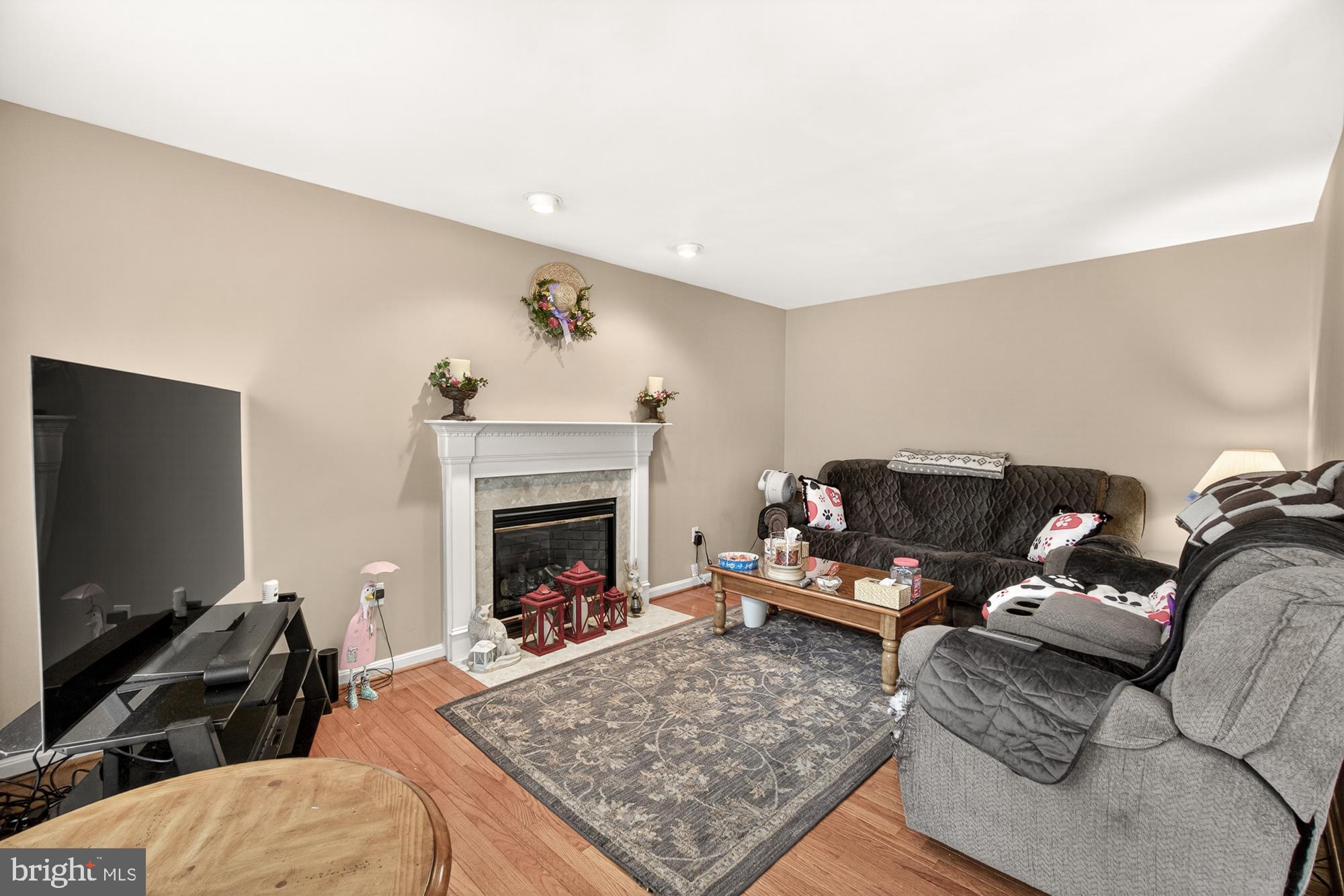 WHITTIER - Residential