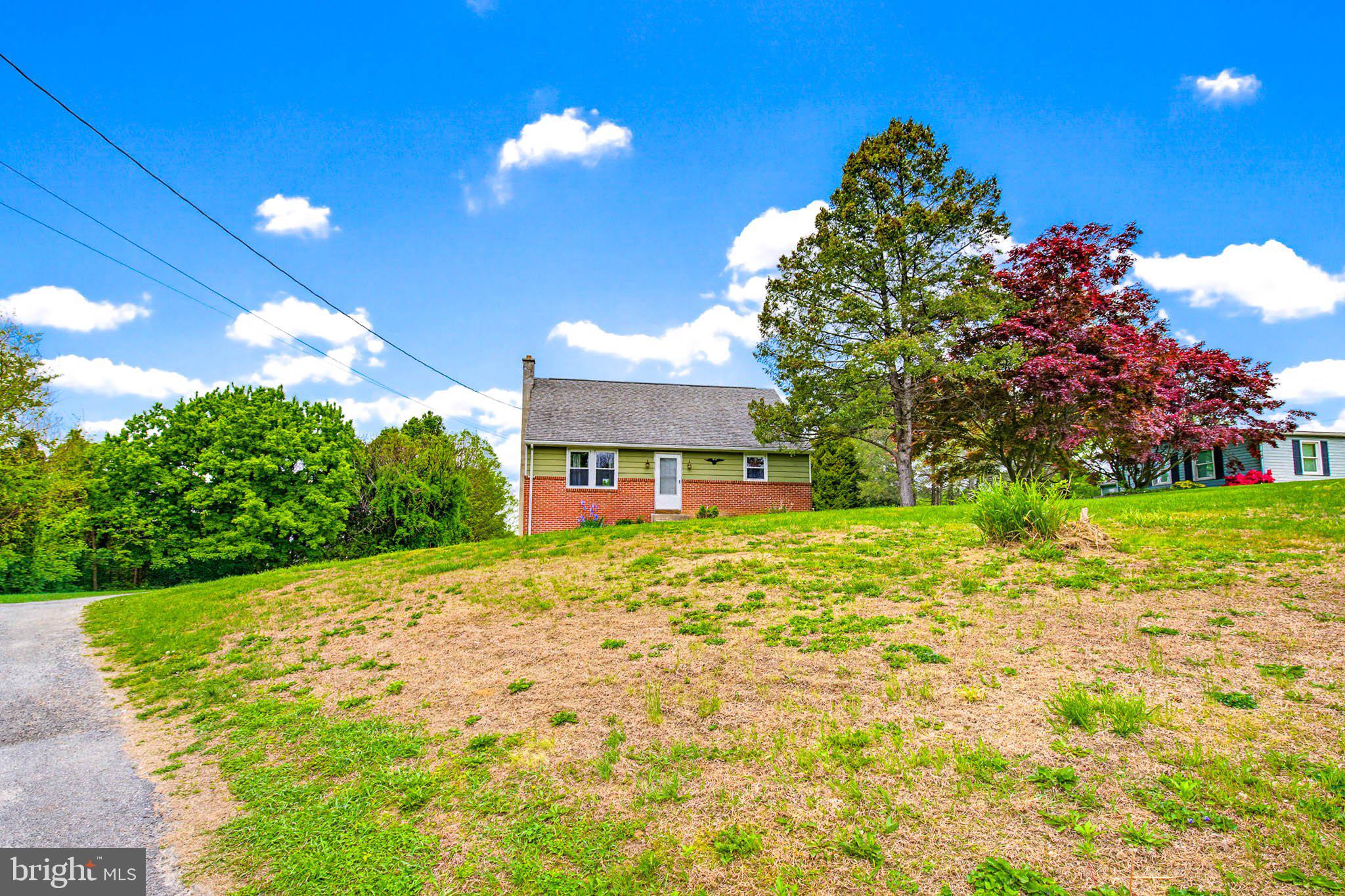 404 RIVER CORNER RD