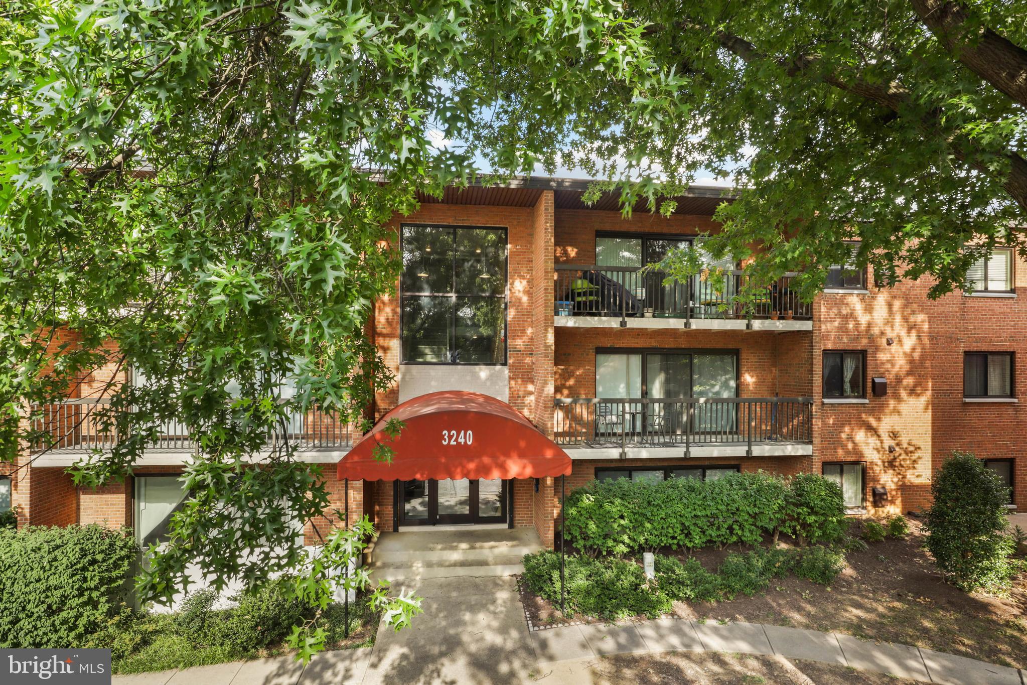 BOLLING BROOK - Residential