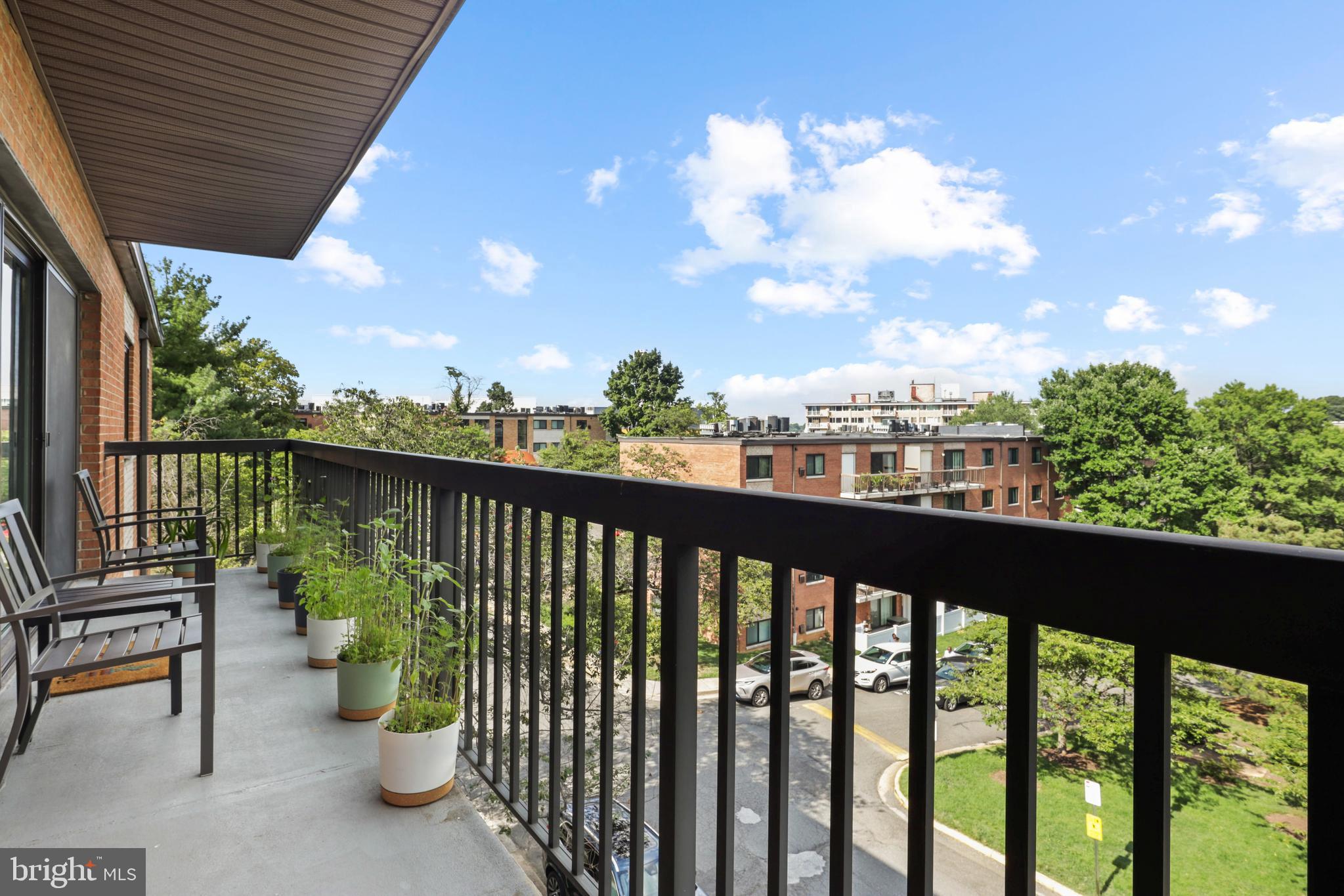 BOLLING BROOK - Residential