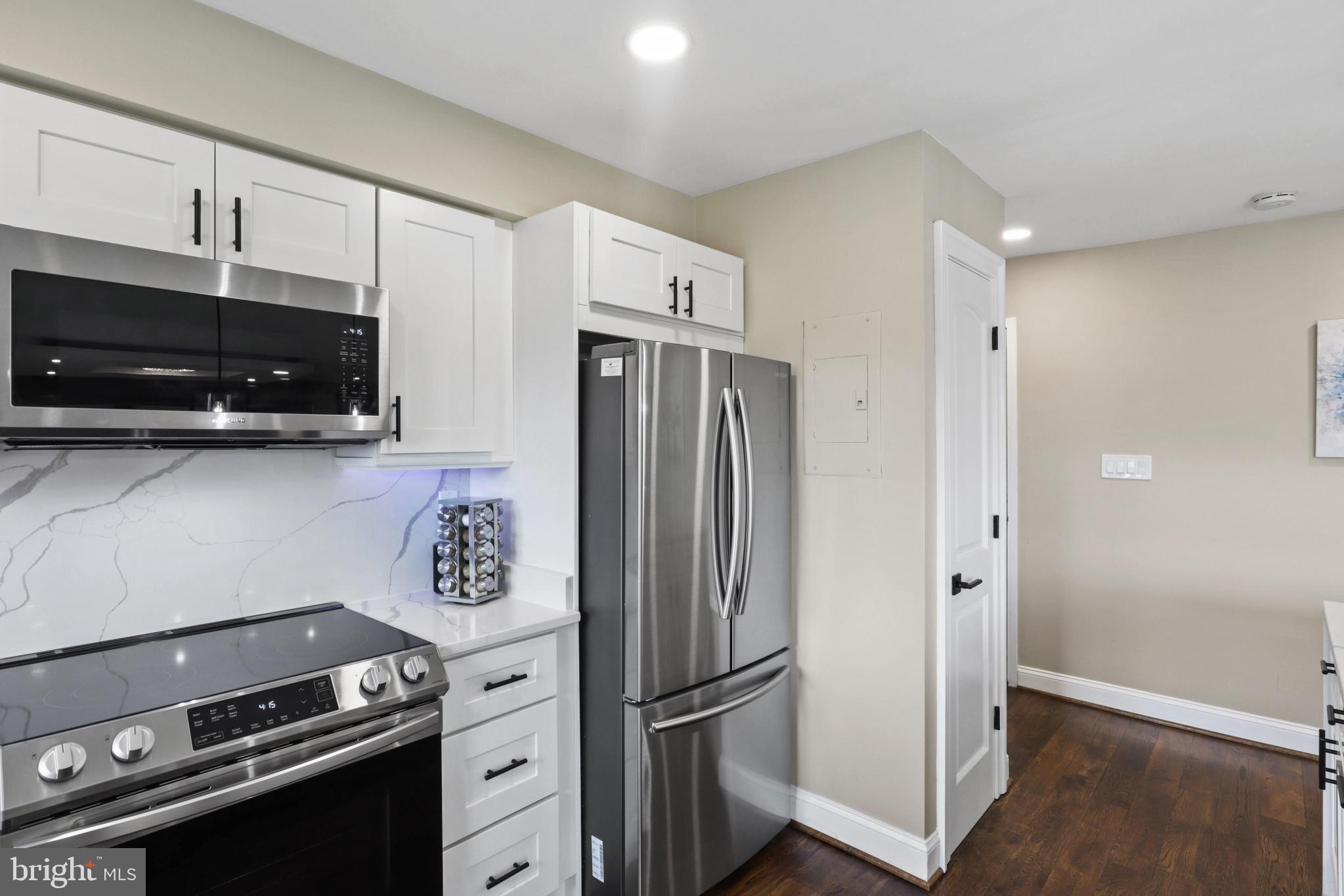 BOLLING BROOK - Residential