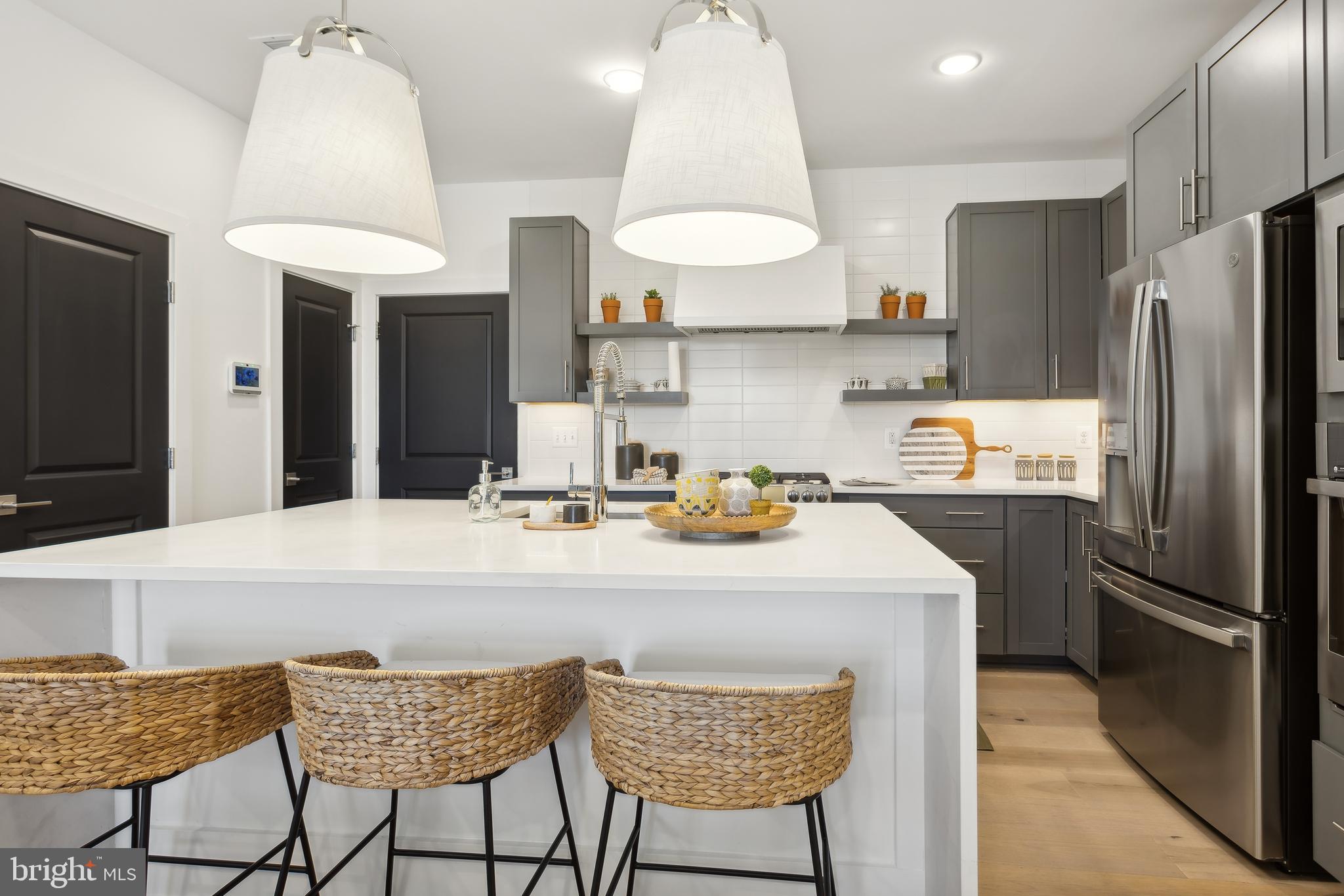 LOCKE LANDING - Residential