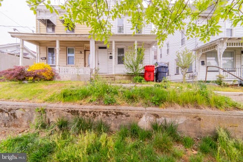 Townhouse For Rent - 351 N Laurel Street St #B<br/> BRIDGETON, NJ 08302