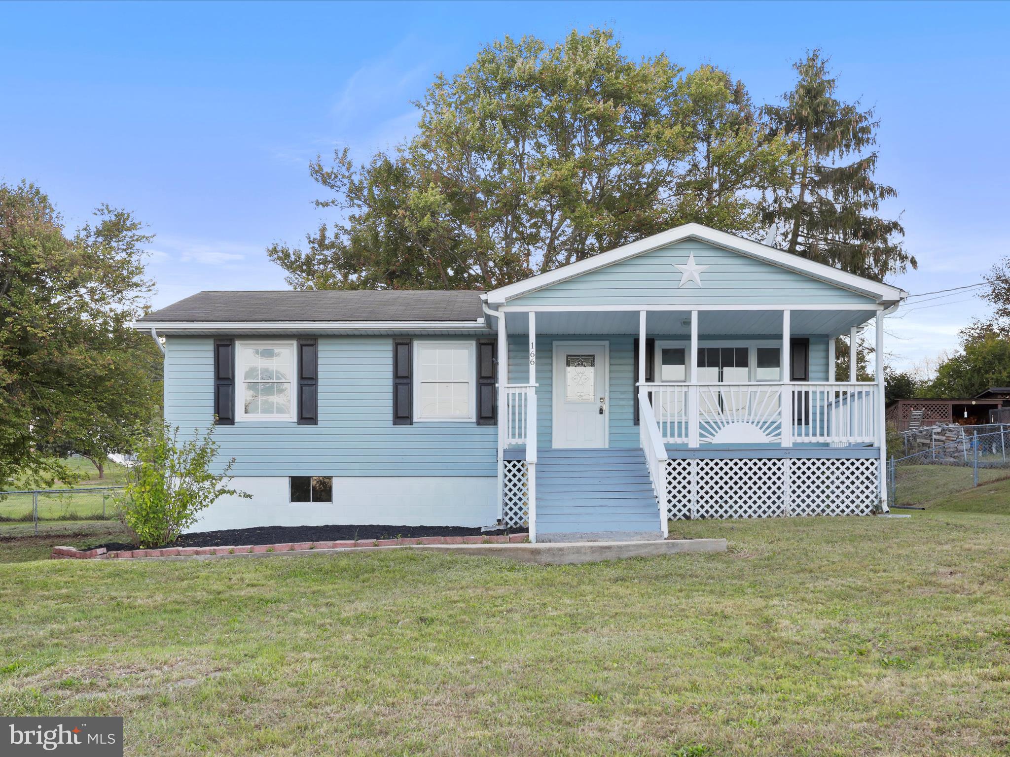 SUNRISE SUMMIT - Residential