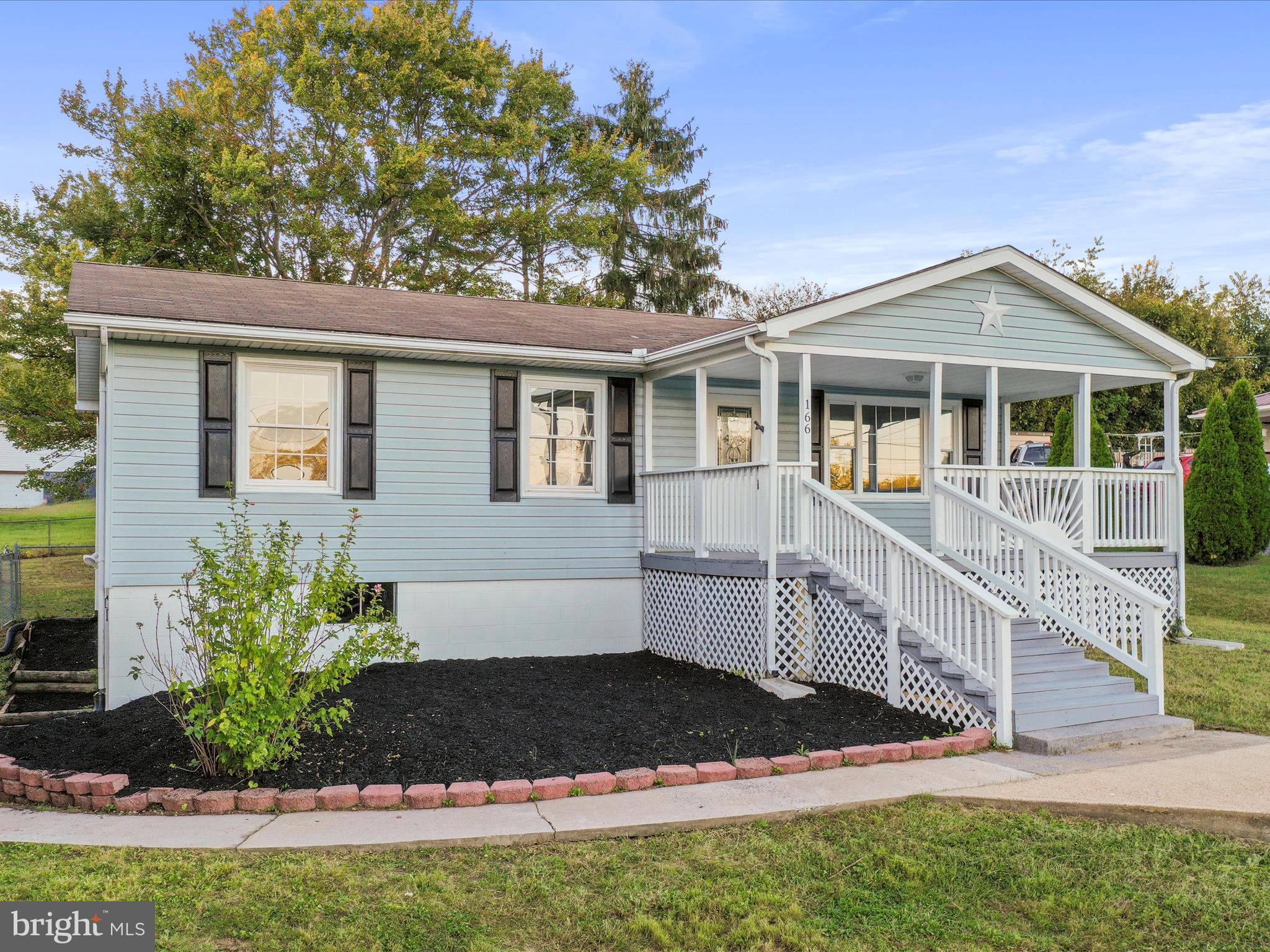 SUNRISE SUMMIT - Residential