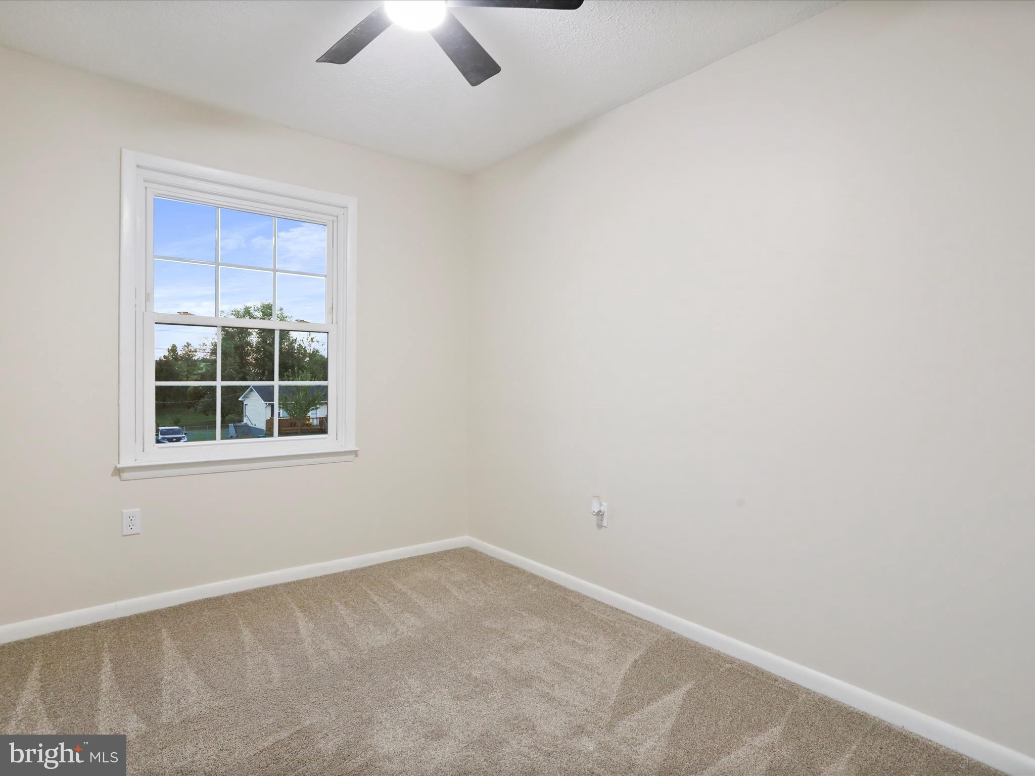 SUNRISE SUMMIT - Residential