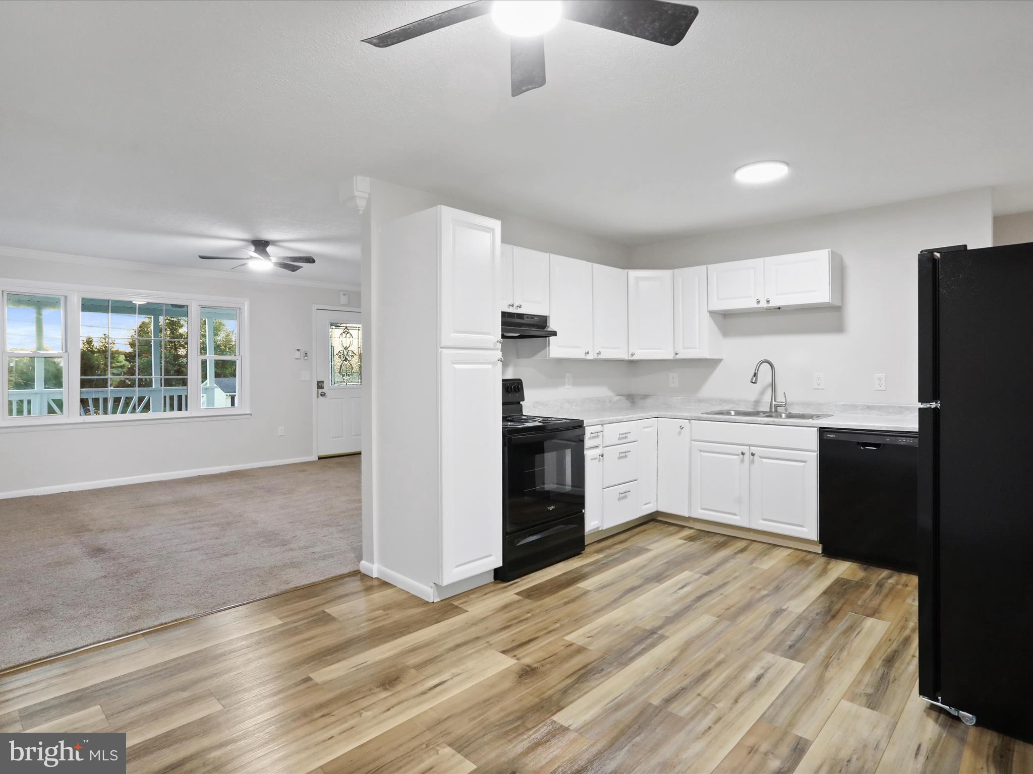 SUNRISE SUMMIT - Residential